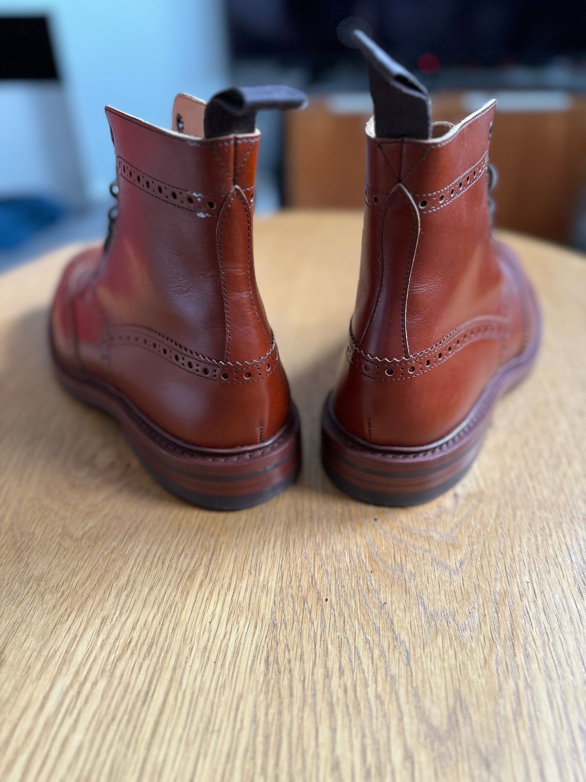 Photo by claus on April 1, 2024 of the Tricker's Stow Country Boot in Marron Antique.