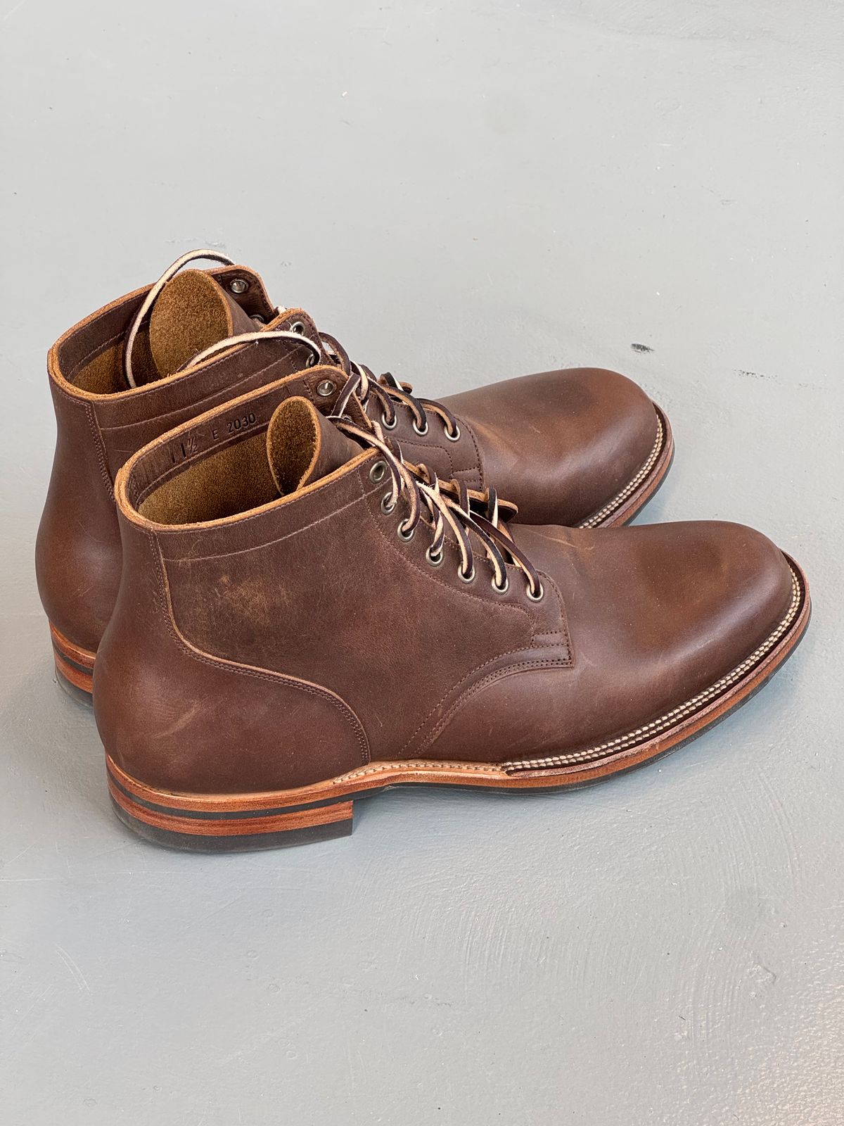 Photo by claus on March 31, 2025 of the Viberg Service Boot in Horween Wheat Predator.