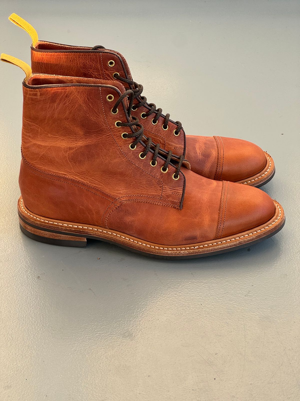 Photo by claus on October 1, 2025 of the Tricker's Churchill in Horween Natural Dublin.
