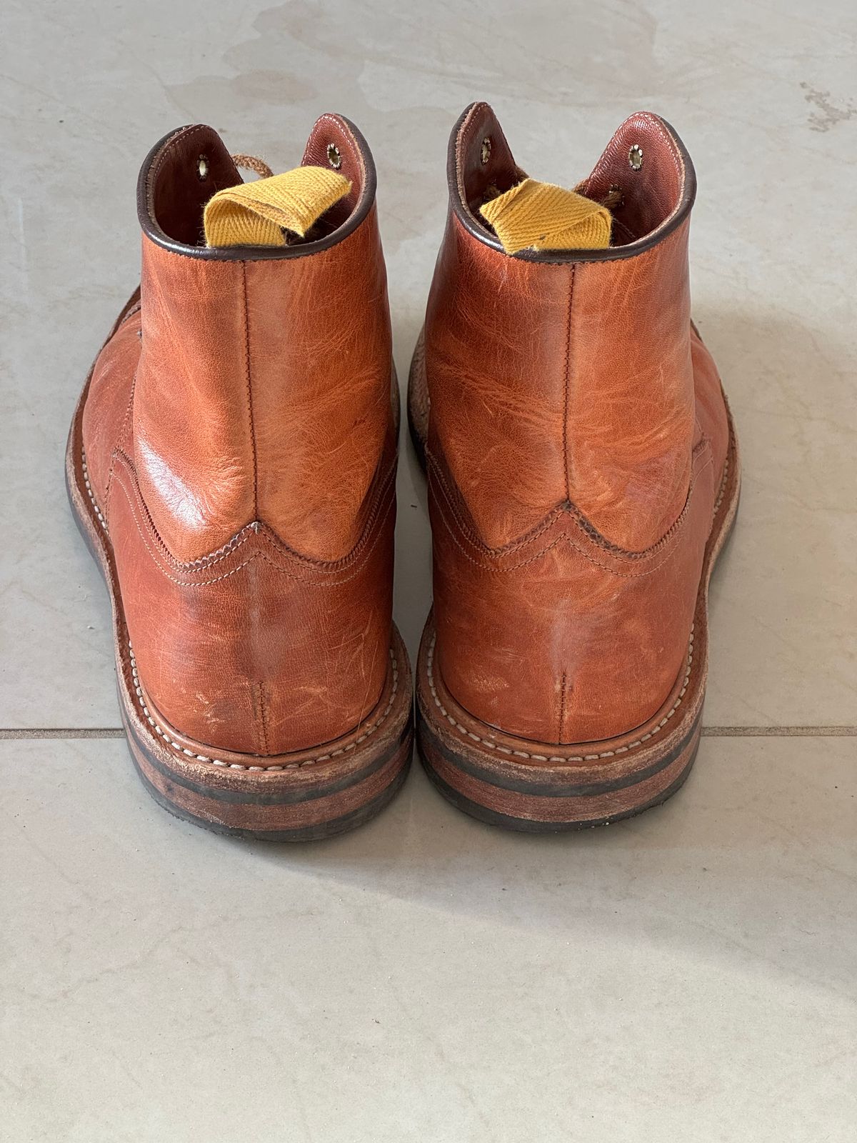 Photo by claus on January 2, 2026 of the Tricker's Churchill in Horween Natural Dublin.