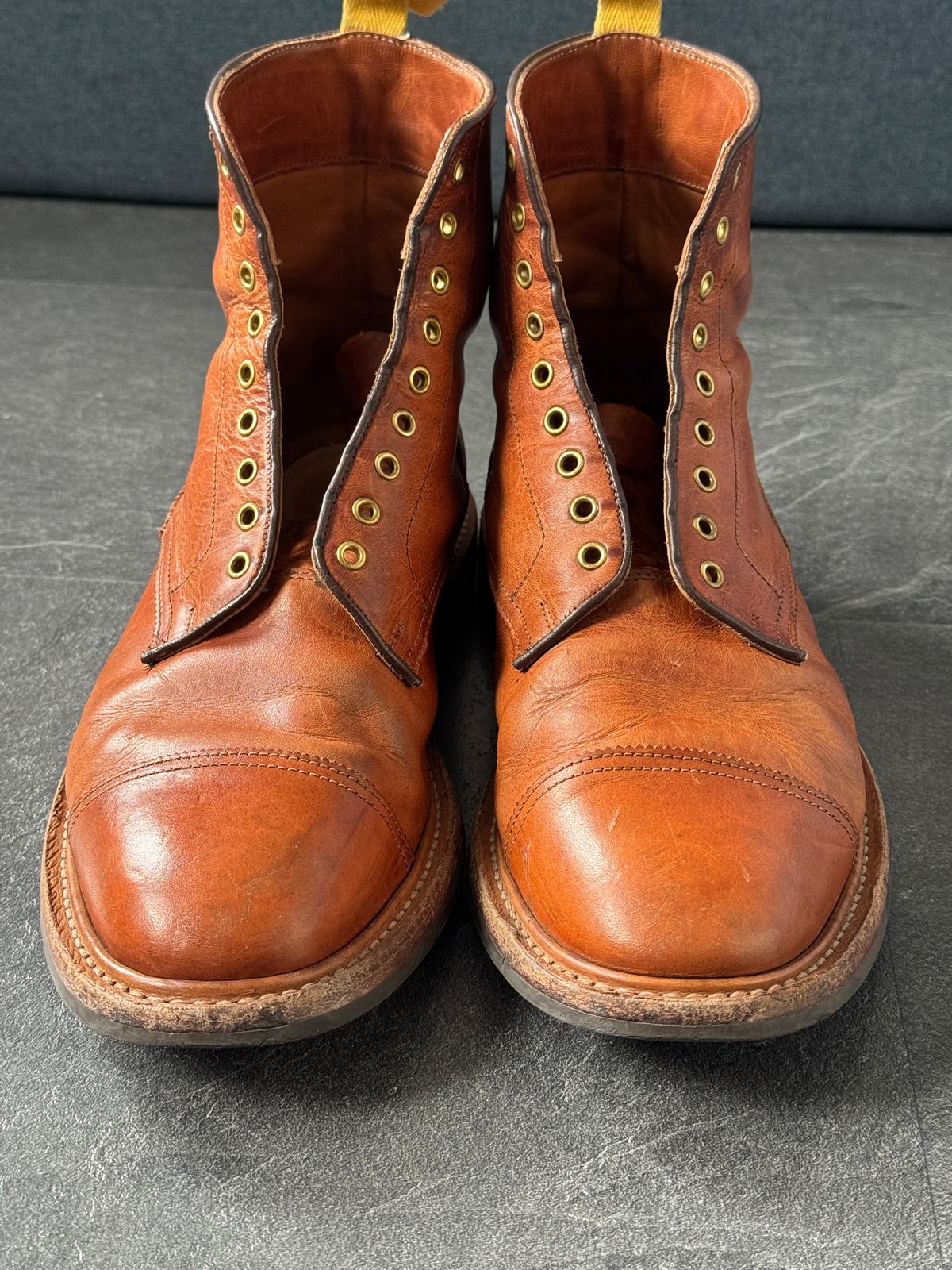 Photo by claus on February 1, 2026 of the Tricker's Churchill in Horween Natural Dublin.