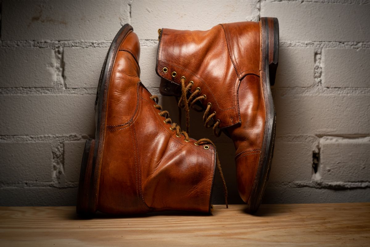 Photo by claus on March 24, 2026 of the Tricker's Churchill in Horween Natural Dublin.