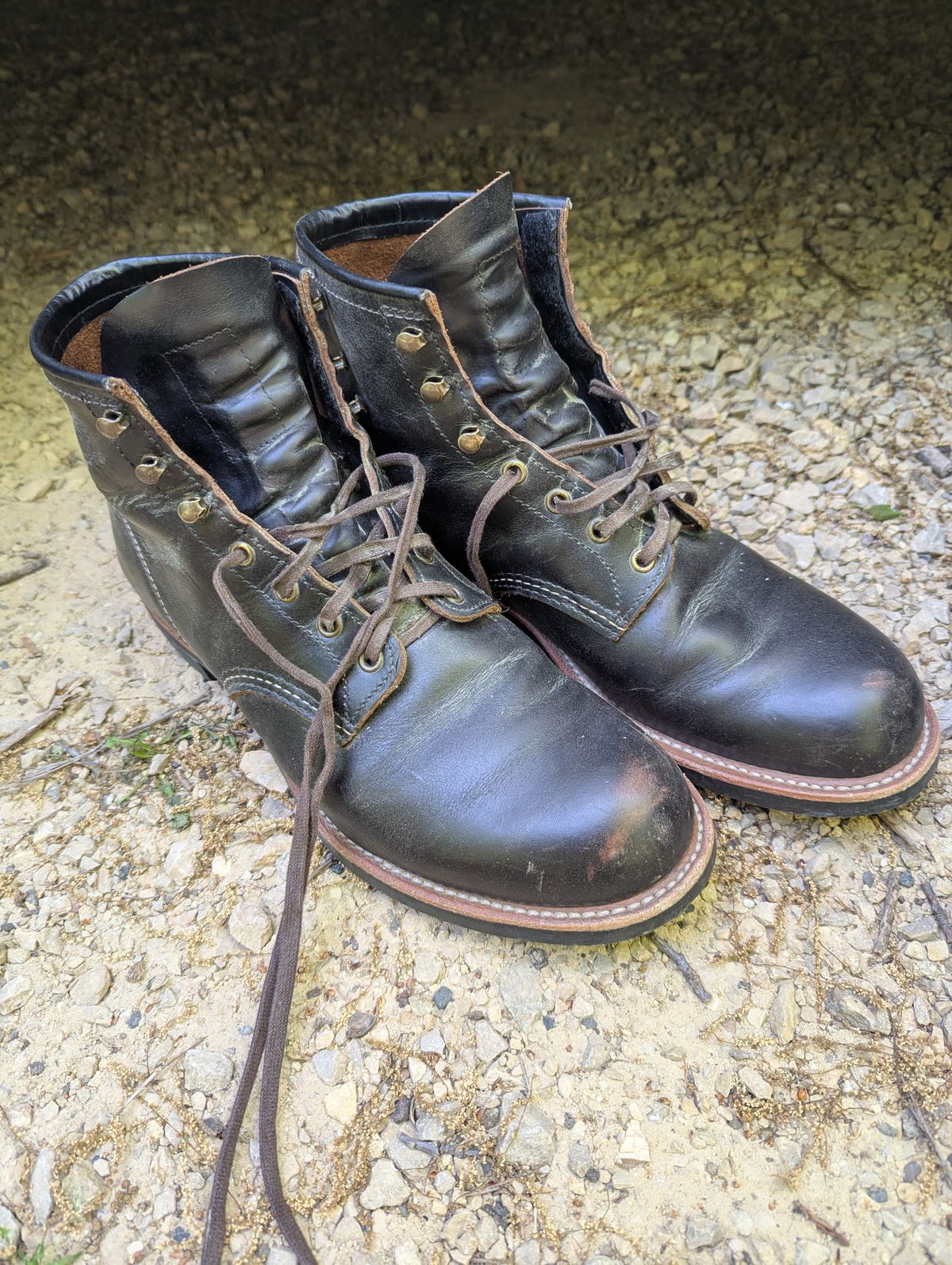 Photo by j3553 on May 28, 2026 of the Red Wing Blacksmith in S.B. Foot Black Prairie.