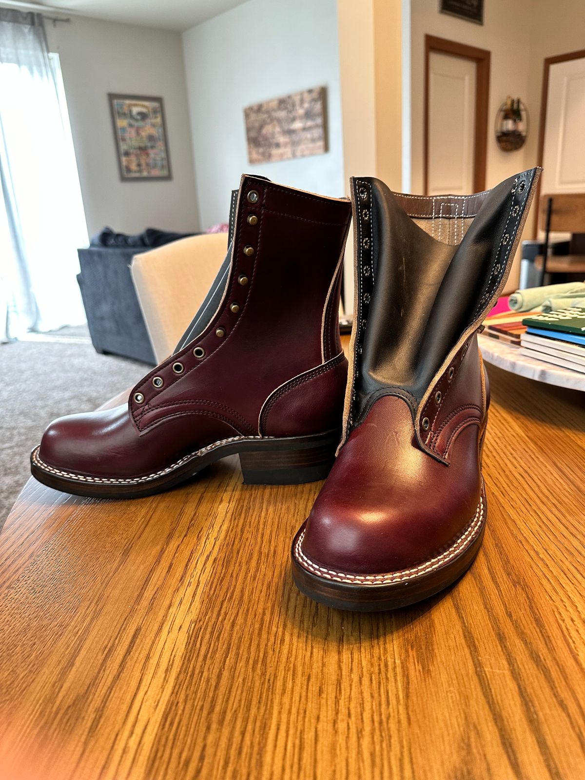 Photo by PNW_boot_dad1792 on June 16, 2023 of the Frank's Boots Wilshire in Horween Burgundy Chromexcel.