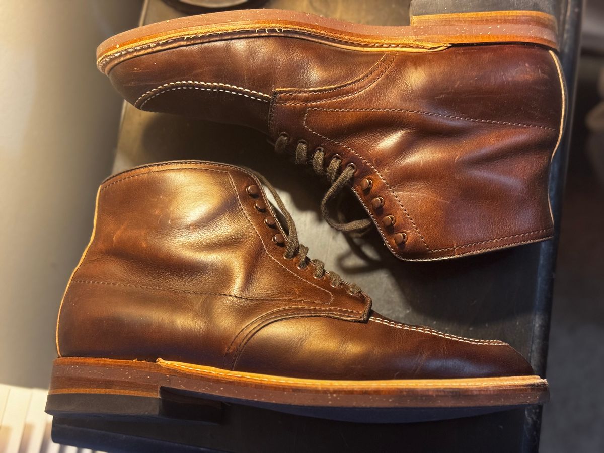 Photo by clintashlock on January 5, 2025 of the Alden Indy Boot in Horween Brown Chromexcel.