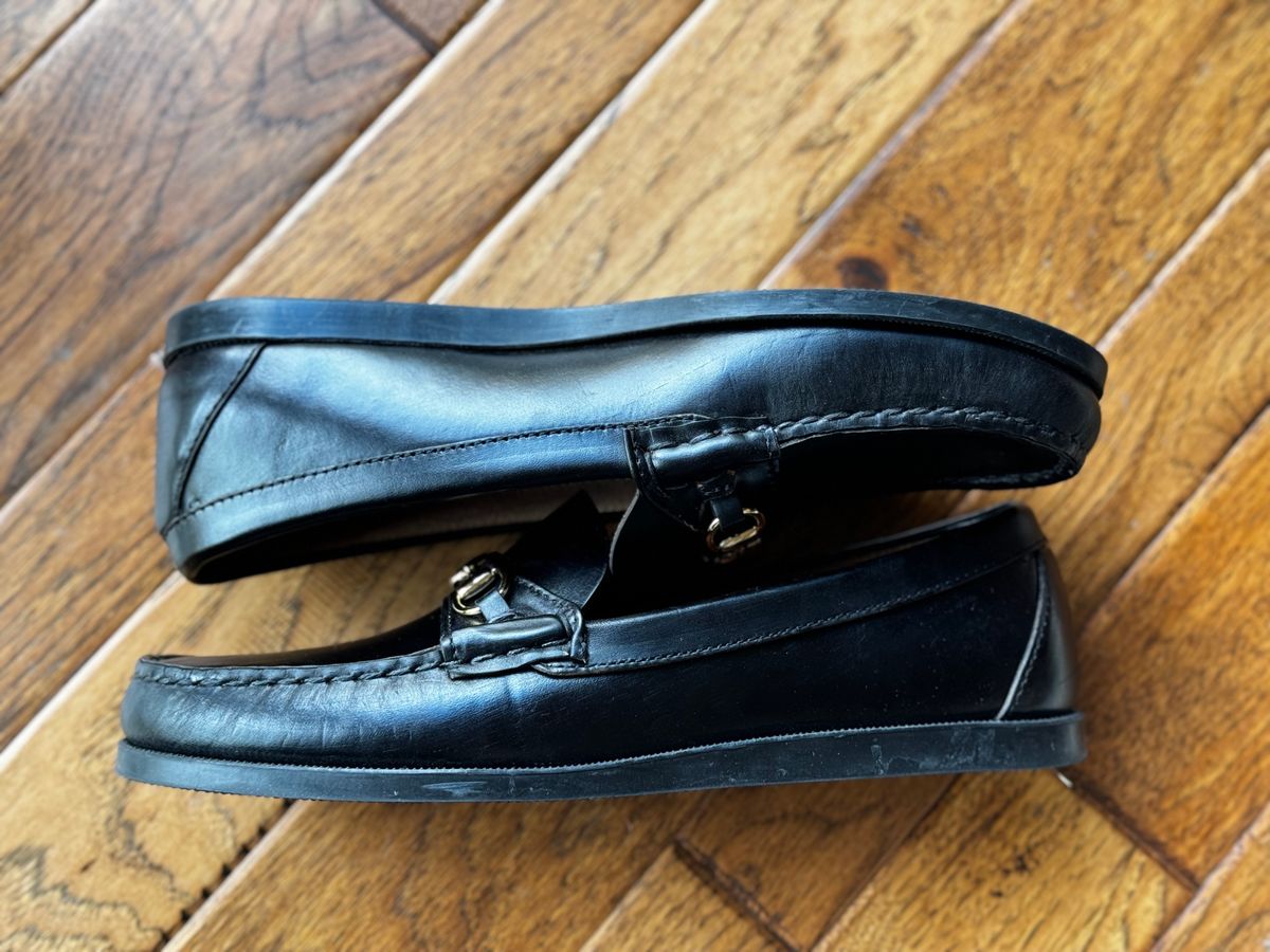 Photo by clintashlock on November 5, 2024 of the Oak Street Bootmakers Bit Moc in Teacore Black Overdye Horse Rump.