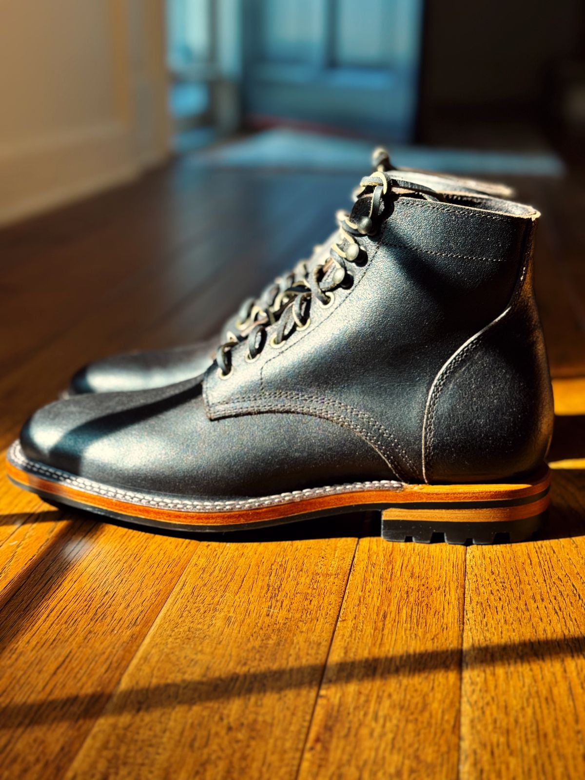 Photo by clintashlock on October 4, 2025 of the Parkhurst Allen Stitchdown in Horween Brown Waxed Flesh.