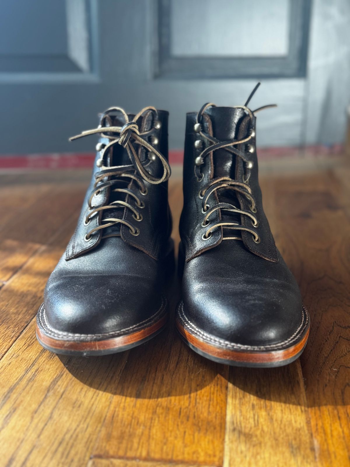 Photo by clintashlock on November 5, 2025 of the Parkhurst Allen Stitchdown in Horween Brown Waxed Flesh.