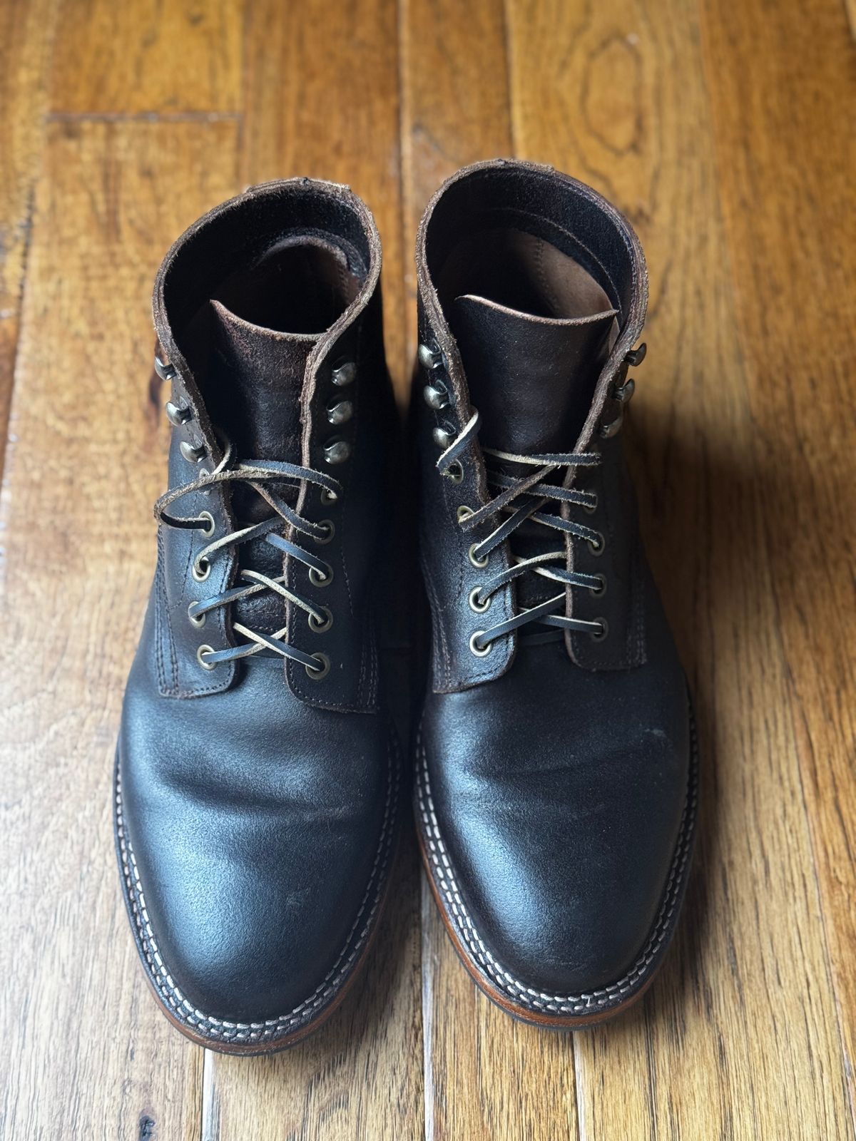 Photo by clintashlock on December 5, 2025 of the Parkhurst Allen Stitchdown in Horween Brown Waxed Flesh.