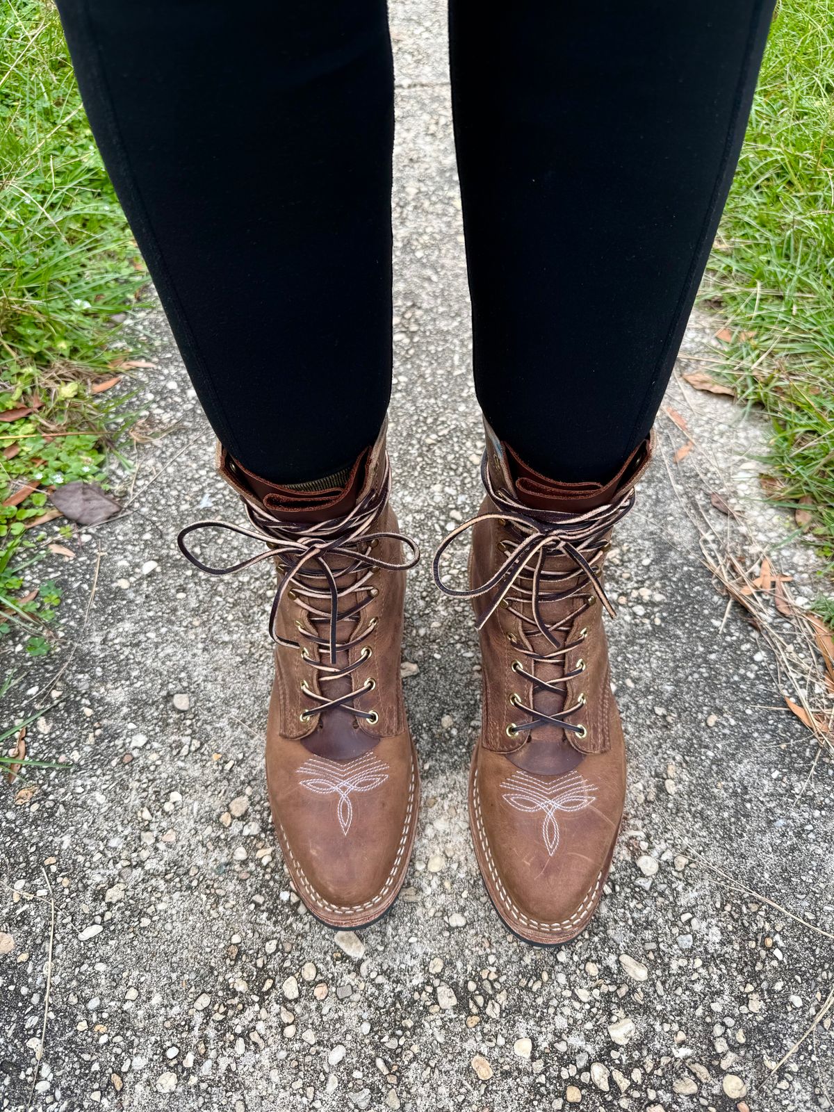 Photo by PatinaThunderDazzle on October 28, 2025 of the Nicks Packer in Predator Natural.