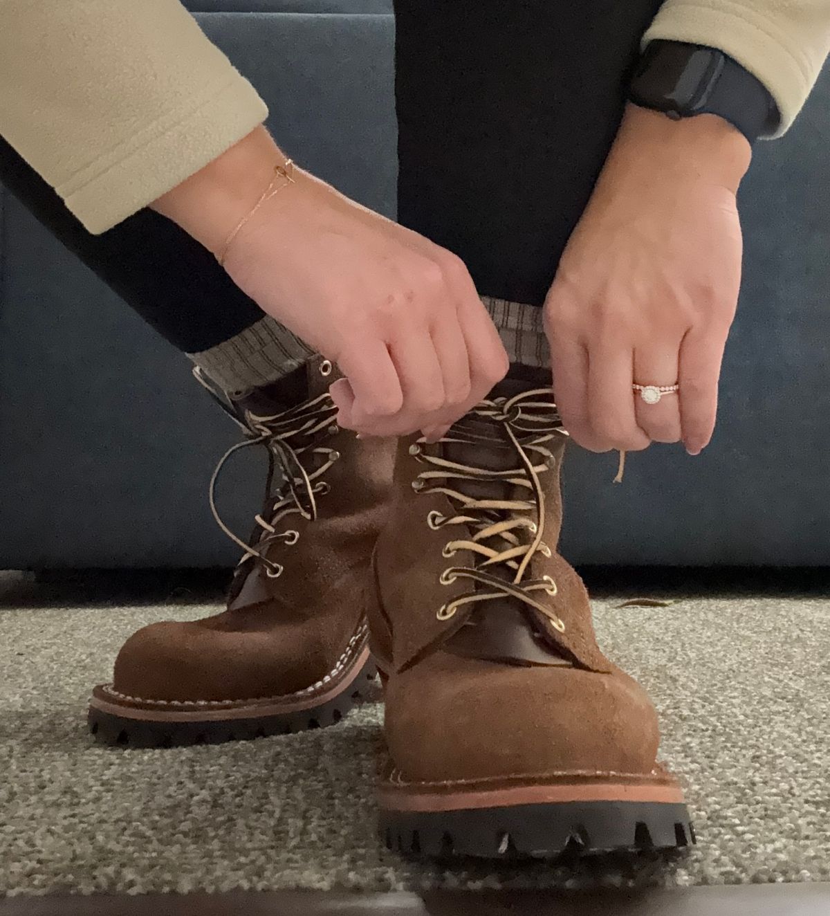 Photo by PatinaThunderDazzle on January 3, 2025 of the Nicks Urban Logger in Seidel 1964 Walnut Roughout.