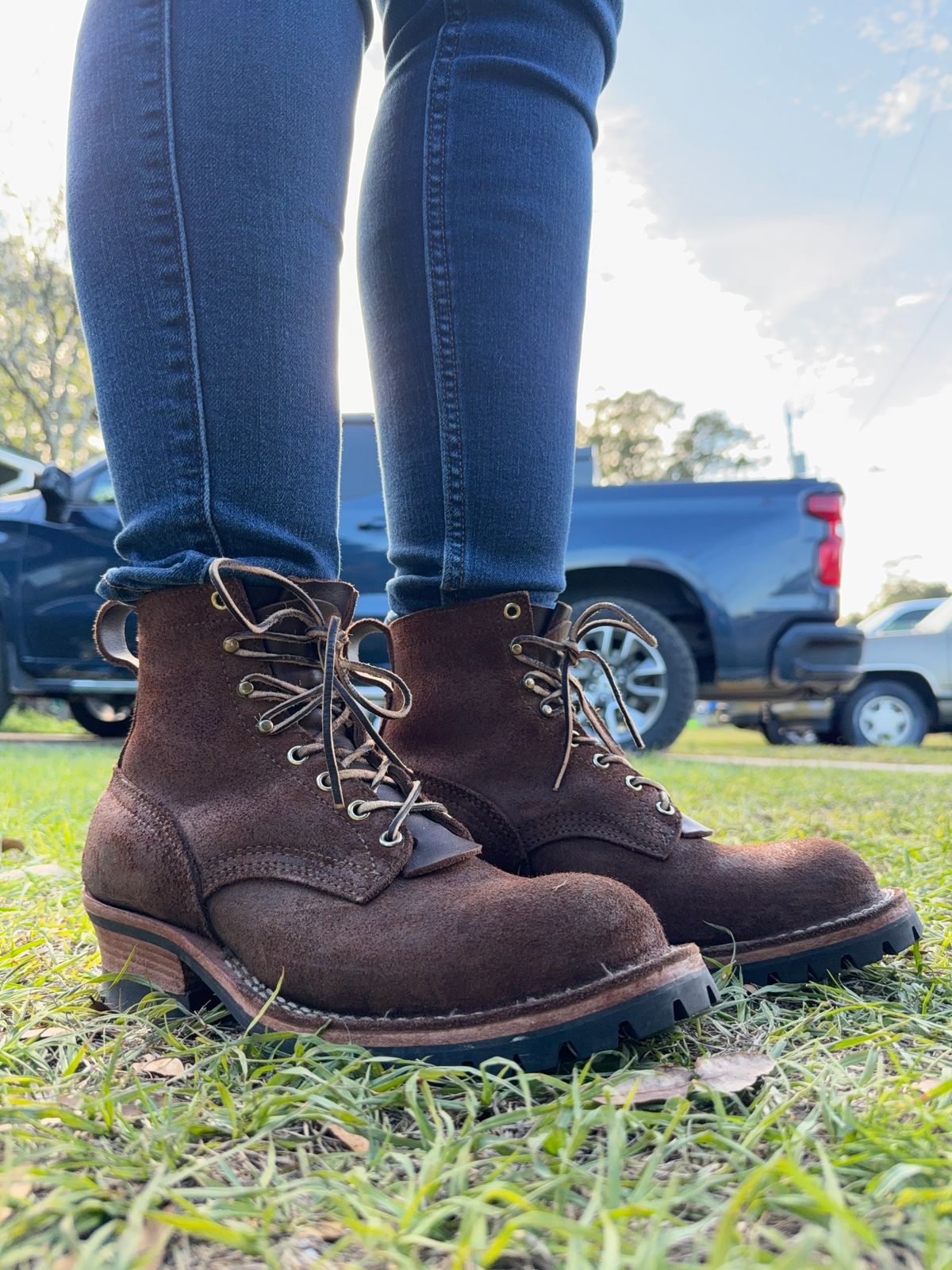 Photo by PatinaThunderDazzle on February 21, 2025 of the Nicks Urban Logger in Seidel 1964 Walnut Roughout.