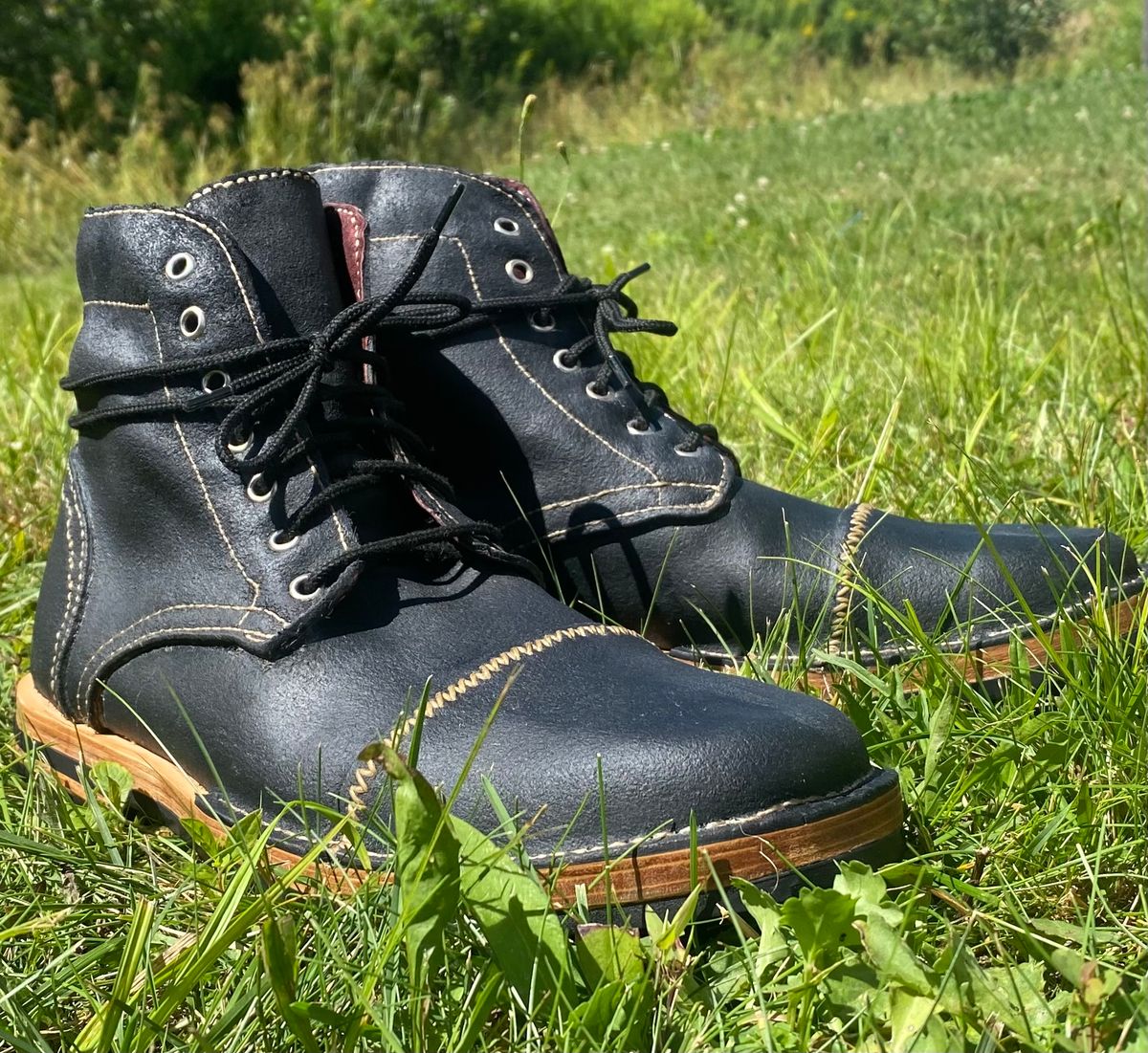 Photo by Uncle_Dans_Boots on July 29, 2024 of the Uncle Dan’s Boots Blue Rough Out Moose in Moose.