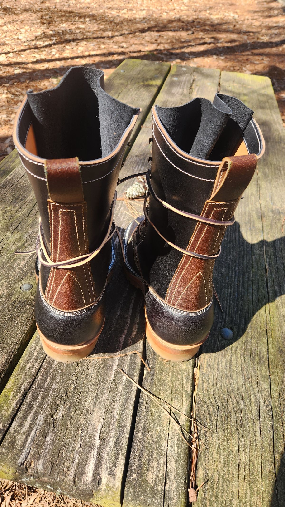 Photo by Hayduke on March 11, 2025 of the Frank's Boots Type 2 Highlander in Horween Black Waxed Flesh & Horween Cinnamon Waxed Flesh.