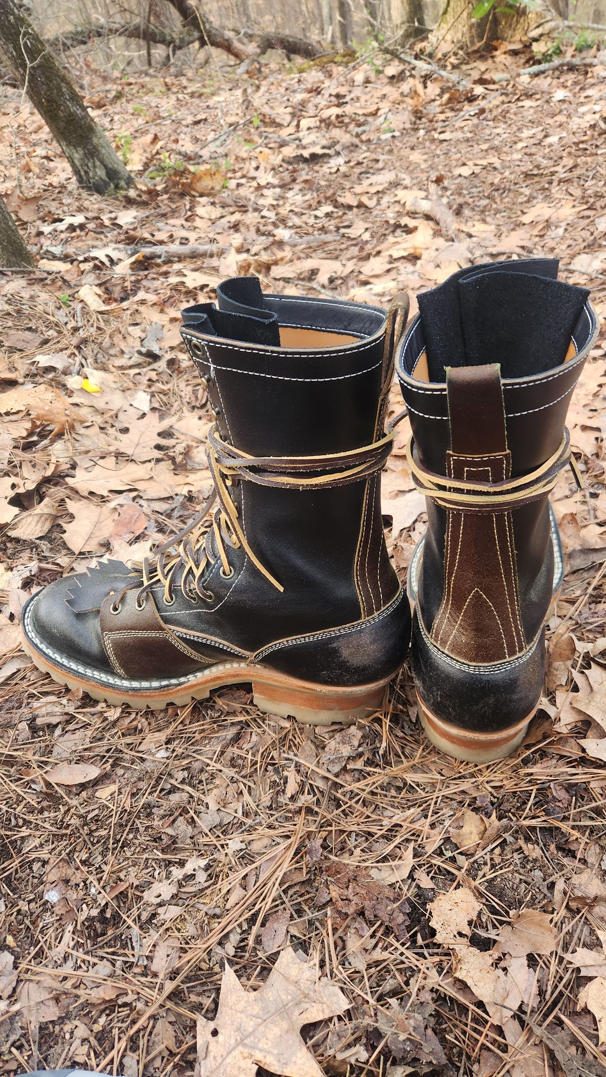 Photo by Hayduke on March 24, 2025 of the Frank's Boots Type 2 Highlander in Horween Black Waxed Flesh & Horween Cinnamon Waxed Flesh.