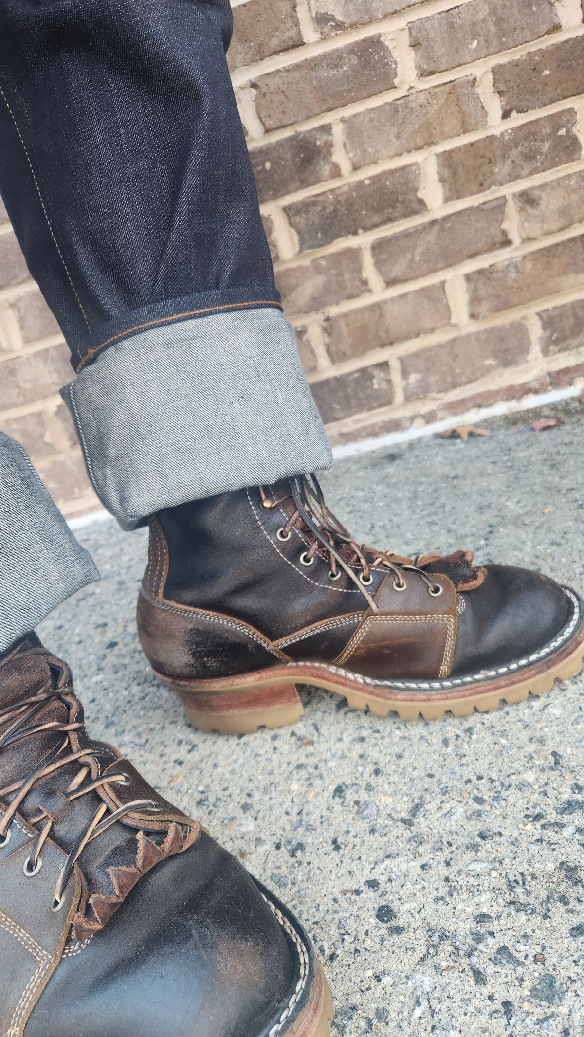 Photo by Hayduke on October 9, 2025 of the Frank's Boots Type 2 Highlander in Horween Black Waxed Flesh & Horween Cinnamon Waxed Flesh.