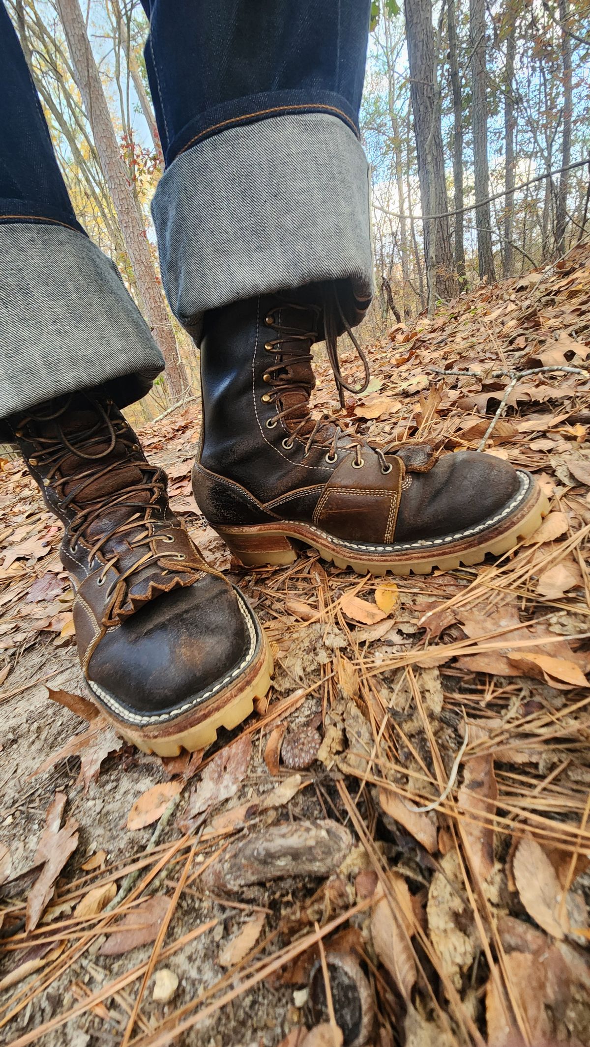 Photo by Hayduke on November 8, 2025 of the Frank's Boots Type 2 Highlander in Horween Black Waxed Flesh & Horween Cinnamon Waxed Flesh.
