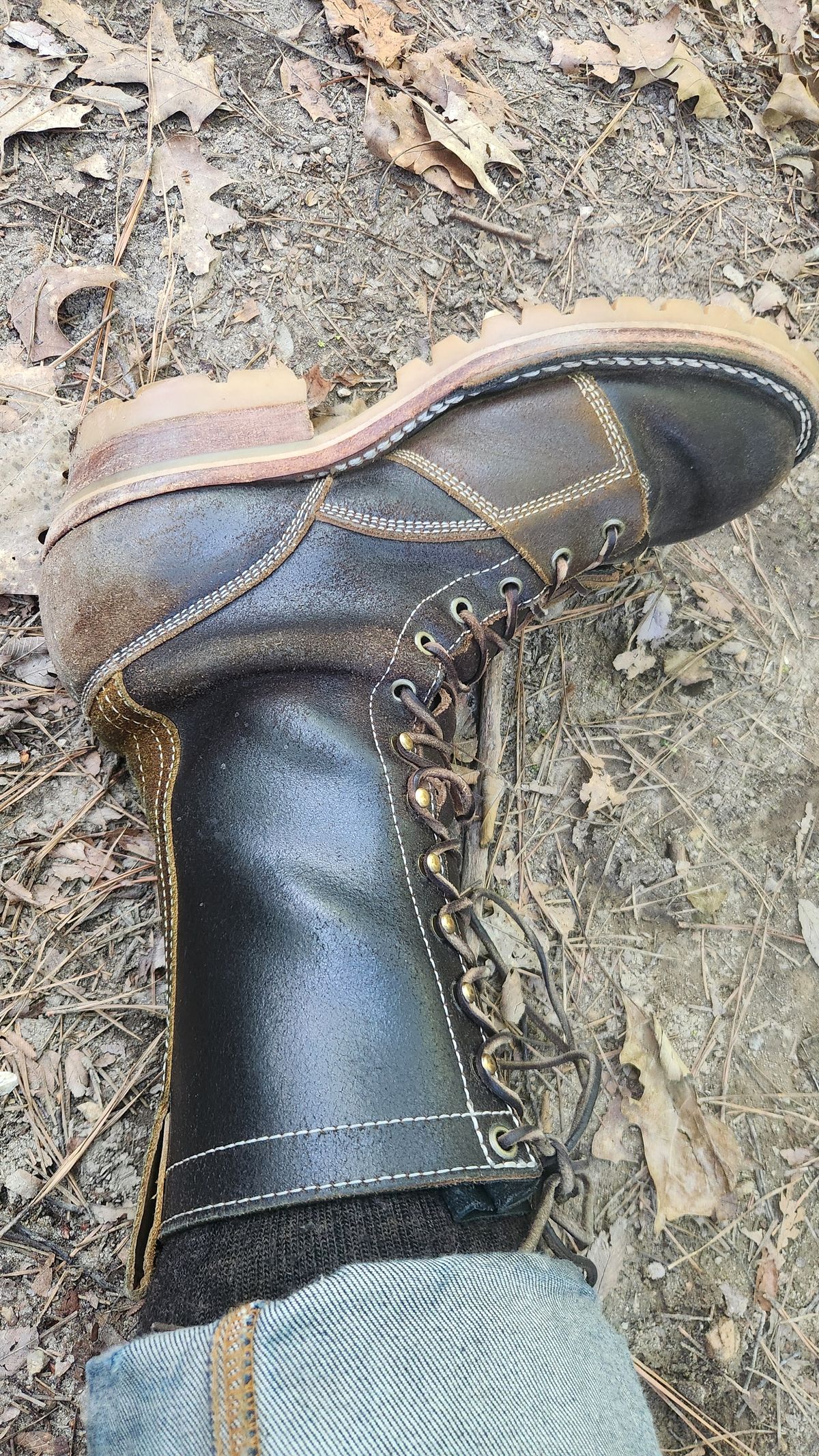 Photo by Hayduke on May 13, 2026 of the Frank's Boots Type 2 Highlander in Horween Black Waxed Flesh & Horween Cinnamon Waxed Flesh.