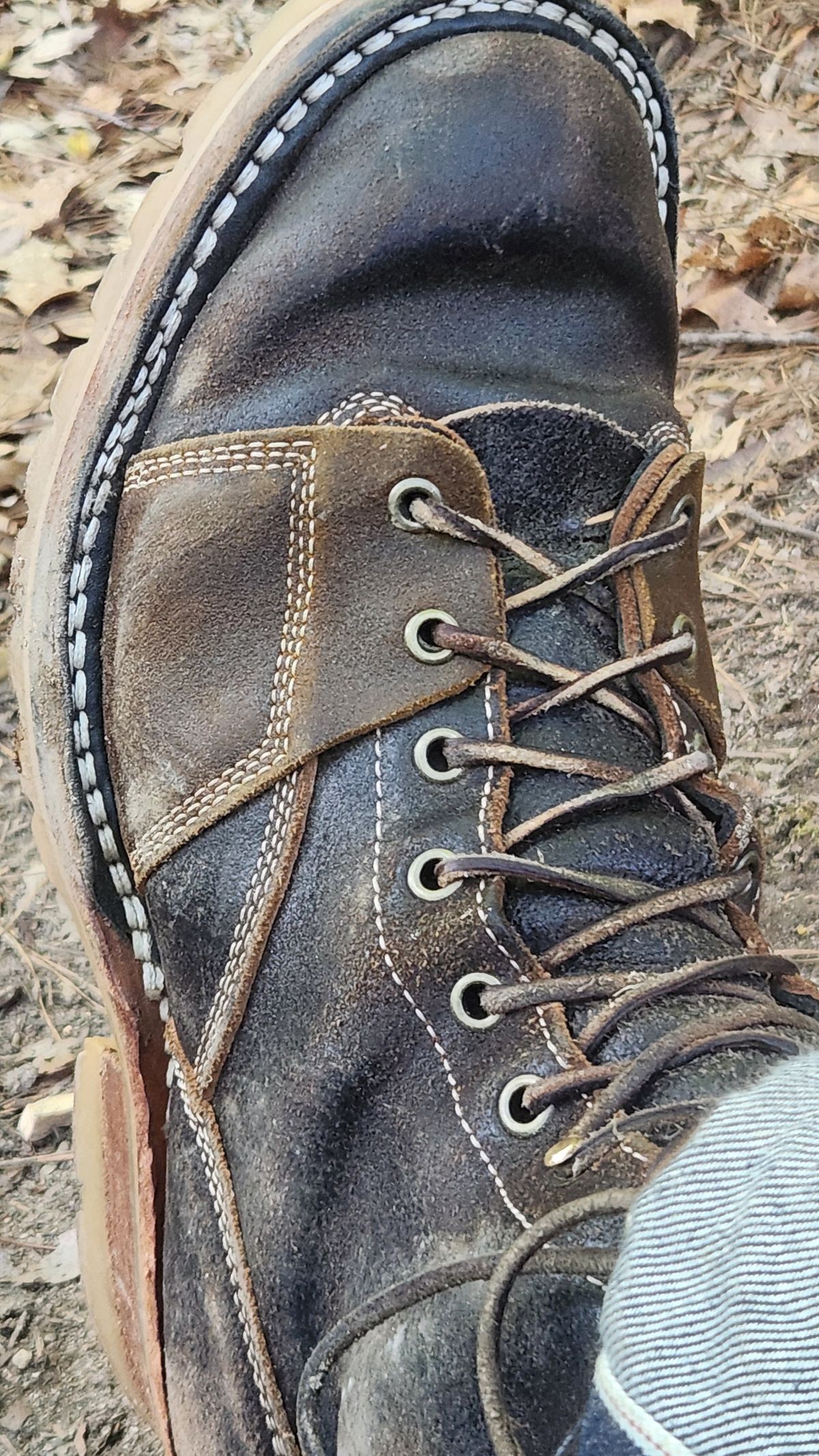 Photo by Hayduke on May 13, 2026 of the Frank's Boots Type 2 Highlander in Horween Black Waxed Flesh & Horween Cinnamon Waxed Flesh.