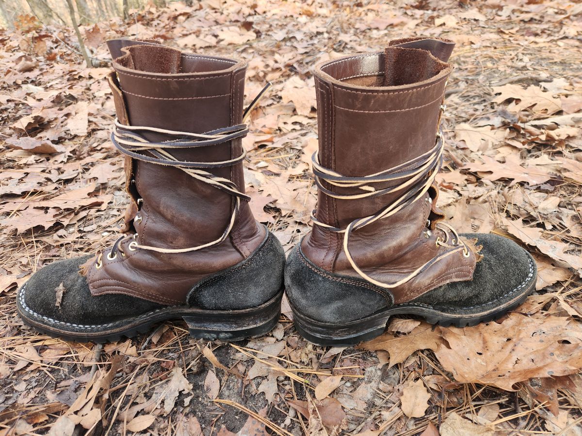 Photo by Hayduke on January 1, 2025 of the Frank's Boots The Patriot in Seidel Walnut Oil Tan & Black Roughout Work Leather.