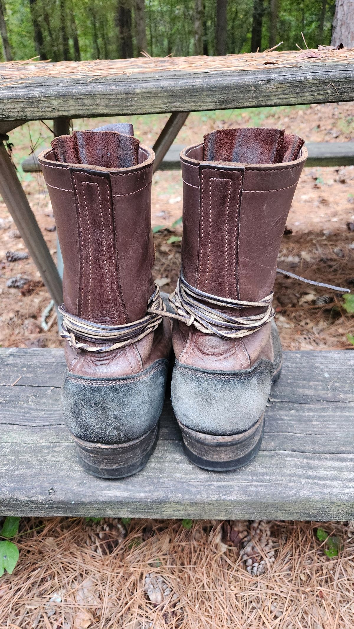 Photo by Hayduke on September 30, 2025 of the Frank's Boots The Patriot in Seidel Walnut Oil Tan & Black Roughout Work Leather.