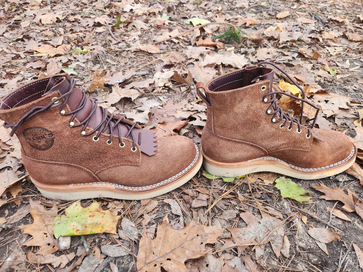 Photo by Hayduke on November 25, 2024 of the Frank's Boots Ranier in Seidel Chocolate Oil Tan Roughout.
