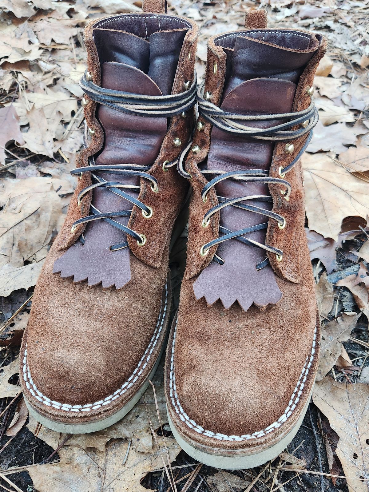 Photo by Hayduke on December 31, 2024 of the Frank's Boots Ranier in Seidel Chocolate Oil Tan Roughout.