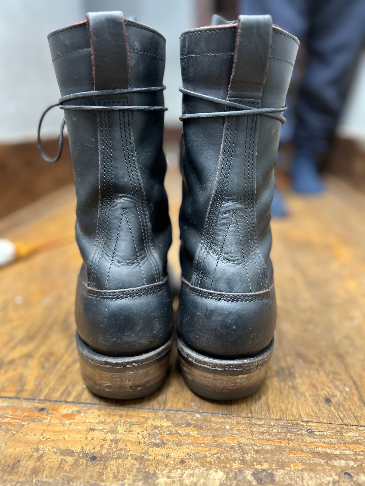 Photo by BlueAnarchy on February 6, 2026 of the White's Whites / X Rose Anvil Drifter 3.0 in Seidel Bloodcore.