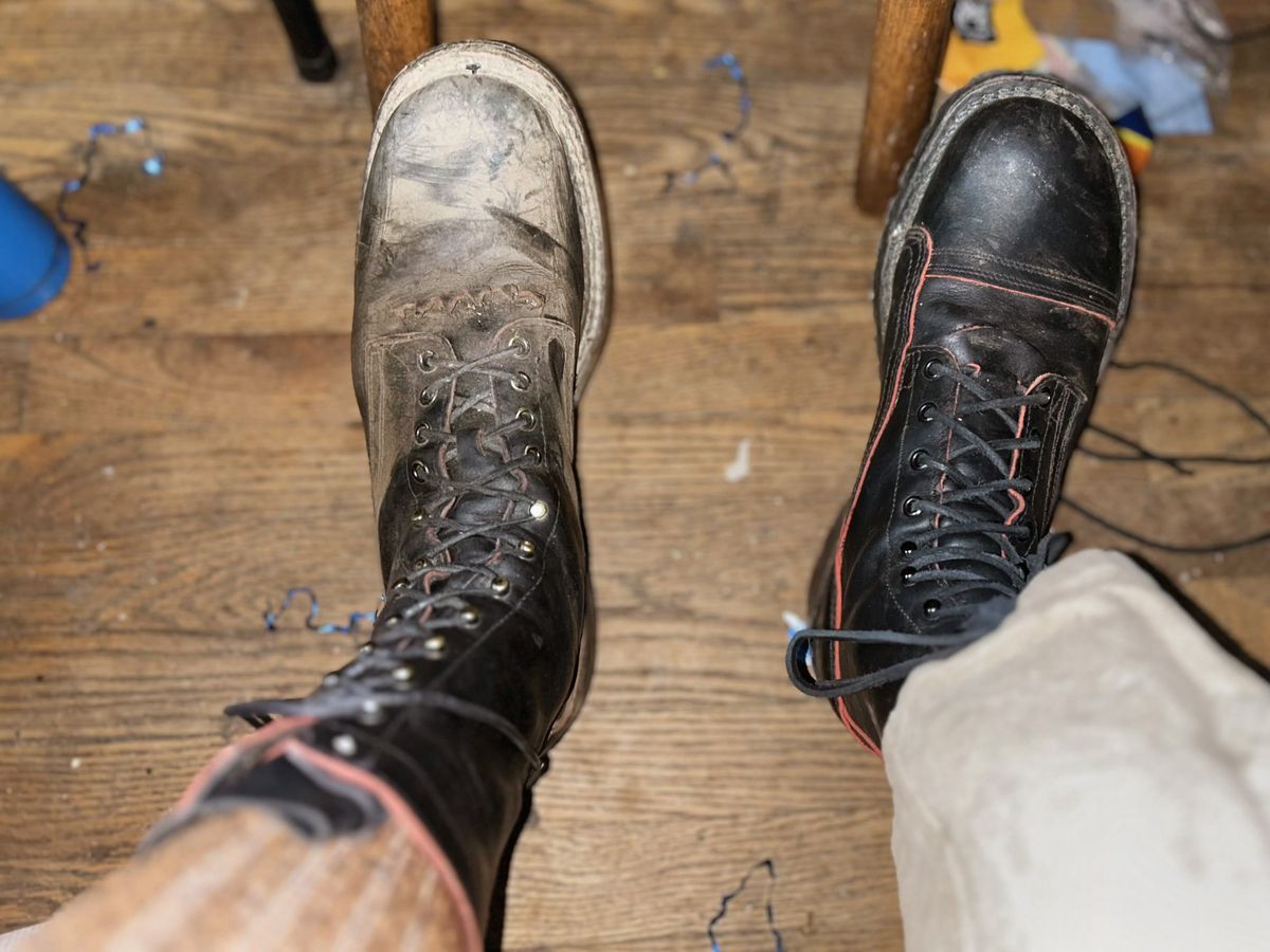 Photo by BlueAnarchy on March 13, 2026 of the White's Whites / X Rose Anvil Drifter 3.0 in Seidel Bloodcore.