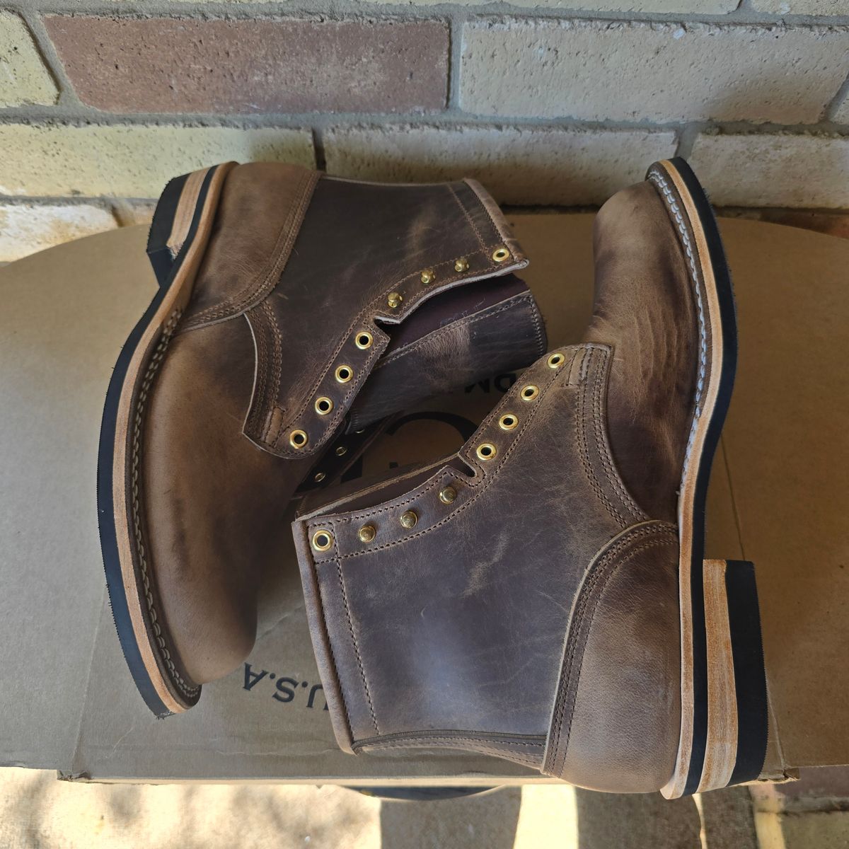 Photo by Aurora on November 2, 2025 of the Nicks Hd Lace Up in Predator Natural.