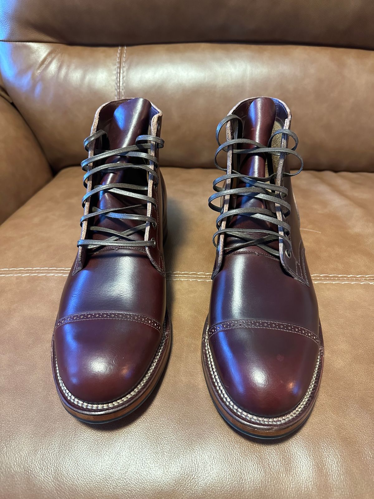 Photo by ds on March 7, 2025 of the Viberg Service Boot in Horween Color 8 Chromexcel.