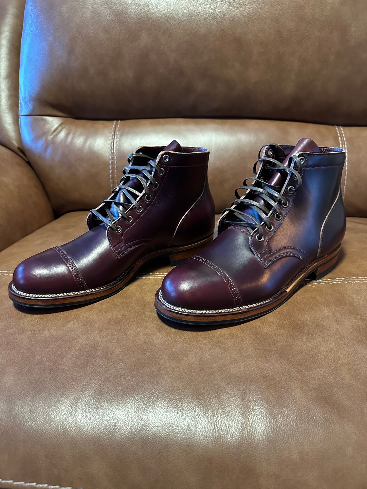 Photo by ds on March 7, 2025 of the Viberg Service Boot in Horween Color 8 Chromexcel.
