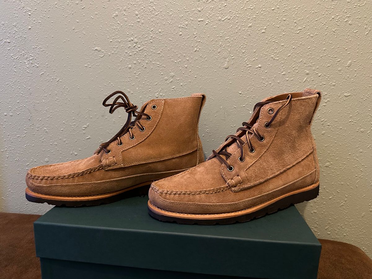 Photo by ds on February 6, 2025 of the Rancourt & Co. Harrison Boot in Horween Khaki Orion.