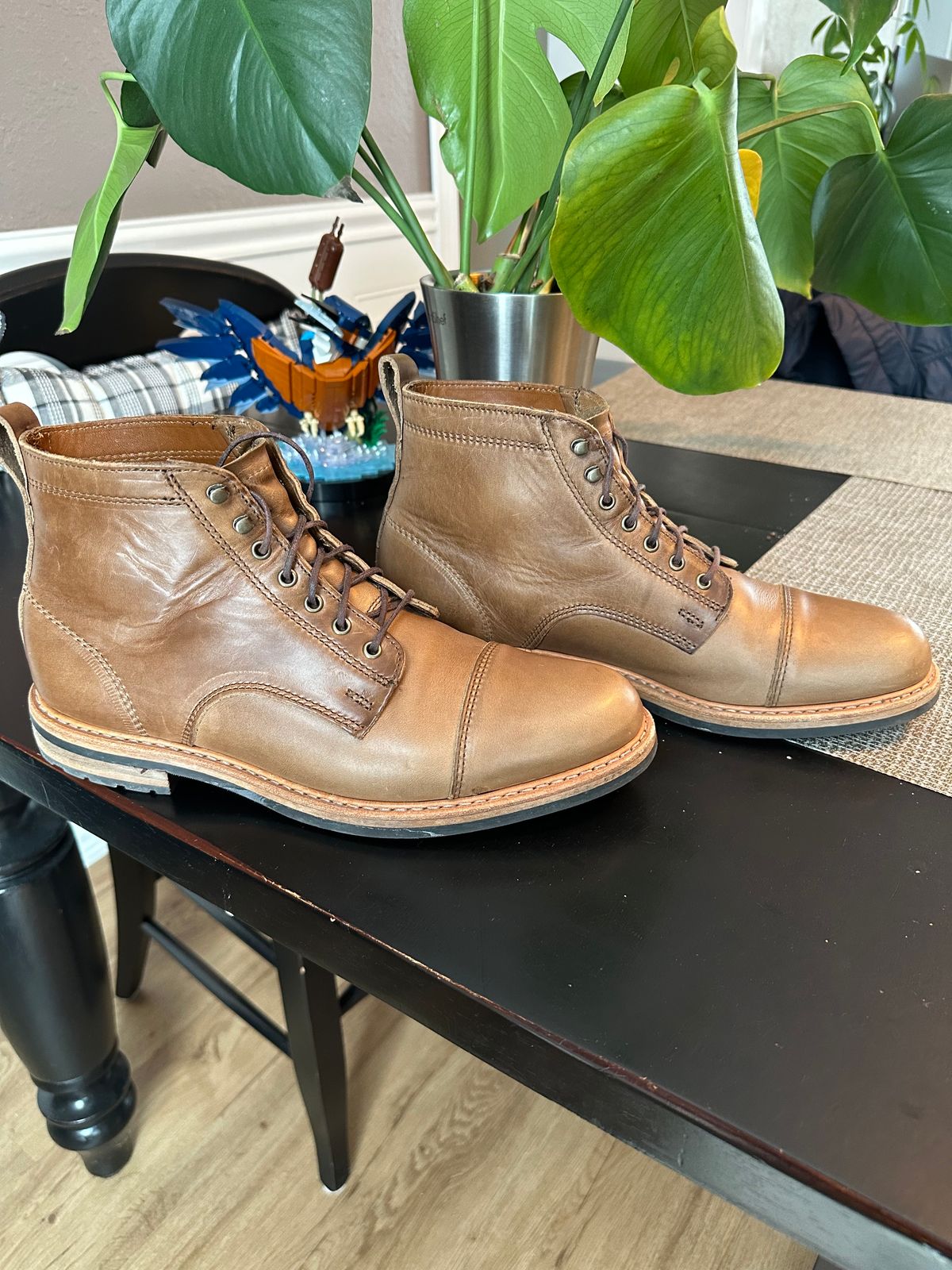 Photo by ds on March 8, 2025 of the Rancourt & Co. Byron Boot in Horween Natural Chromexcel.