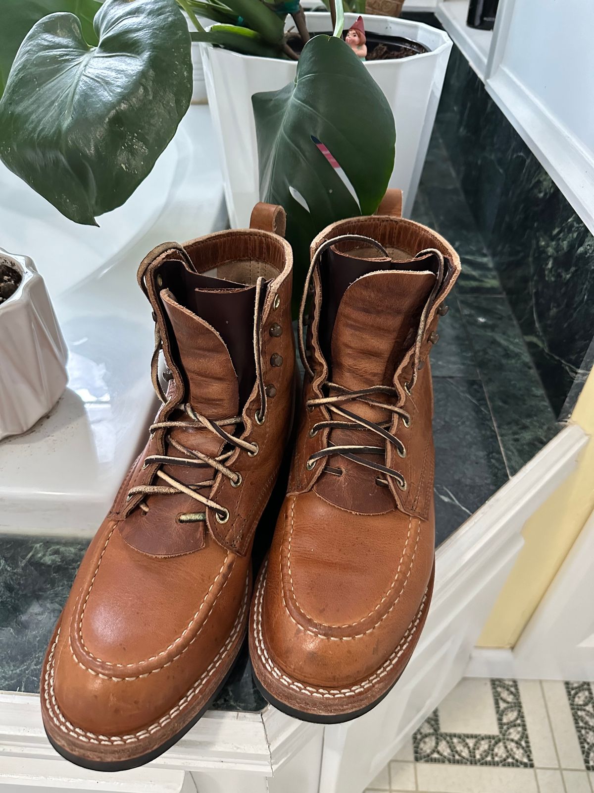 Photo by ds on March 8, 2025 of the Nicks MTO in Horween Natural Dublin.