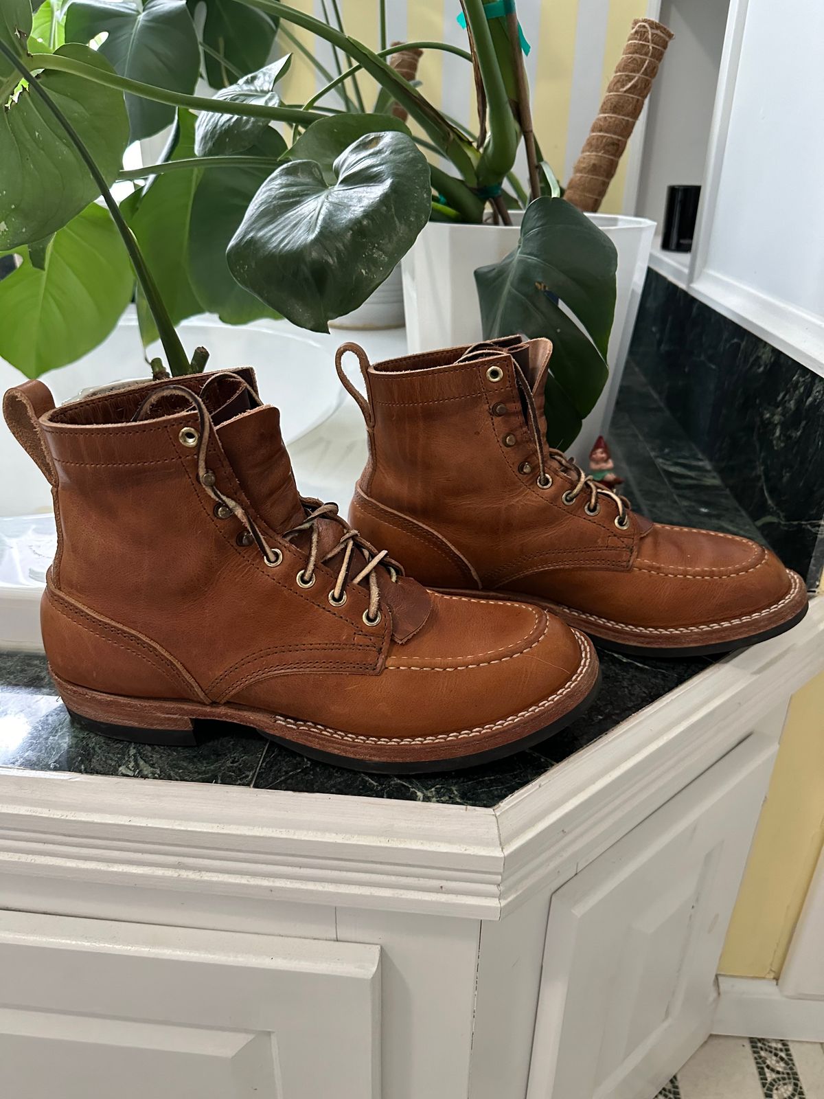 Photo by ds on March 8, 2025 of the Nicks MTO in Horween Natural Dublin.