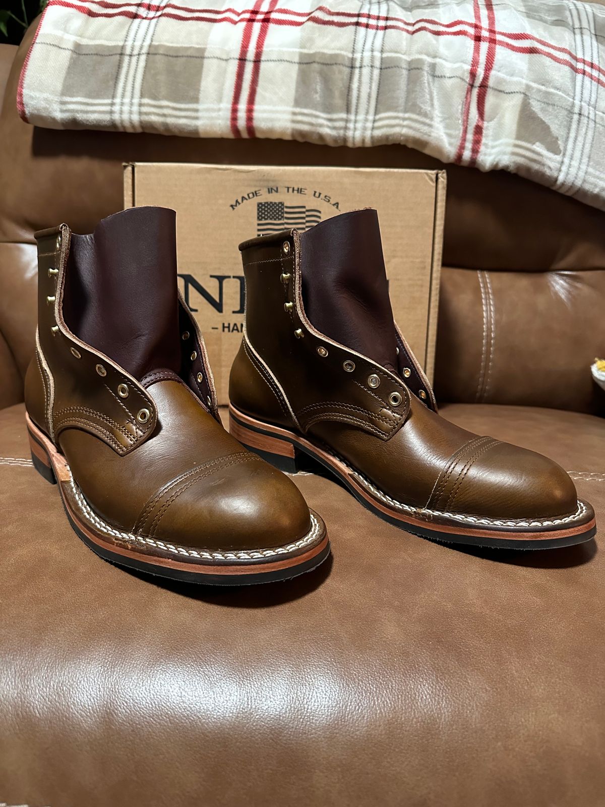 Photo by ds on January 7, 2025 of the Nicks x Parkhurst V3 in Horween Shackleton Cognac.