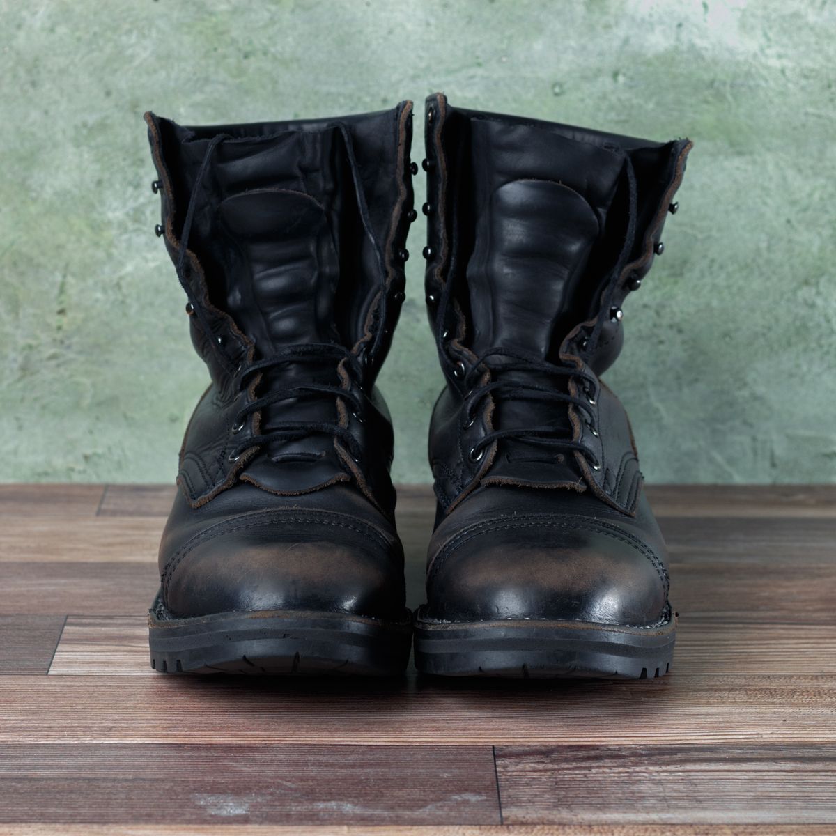 Photo by domestictourist on March 6, 2025 of the Nicks Handmade Boots 365 Stitchdown MTO in Horween Black Chromexcel.