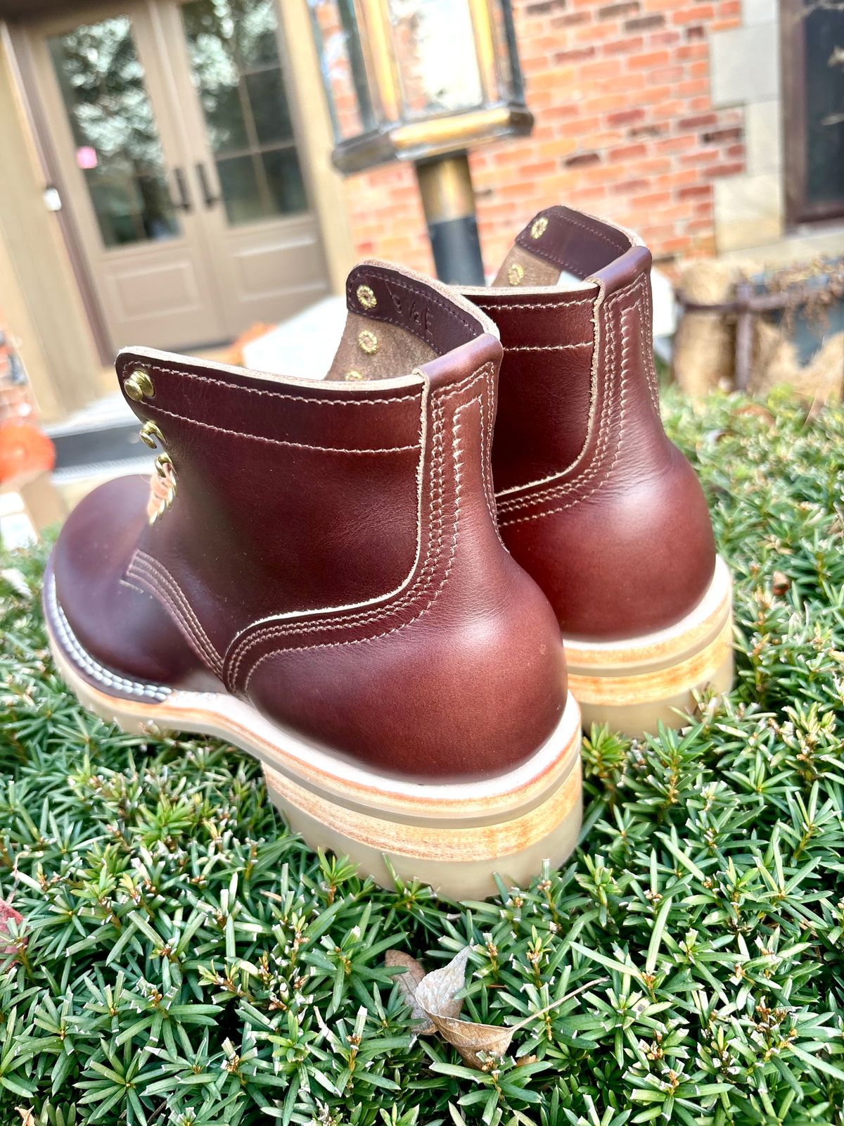 Photo by Sober_And_Faded on November 6, 2025 of the Nicks Ivan in Shackleton Brown.