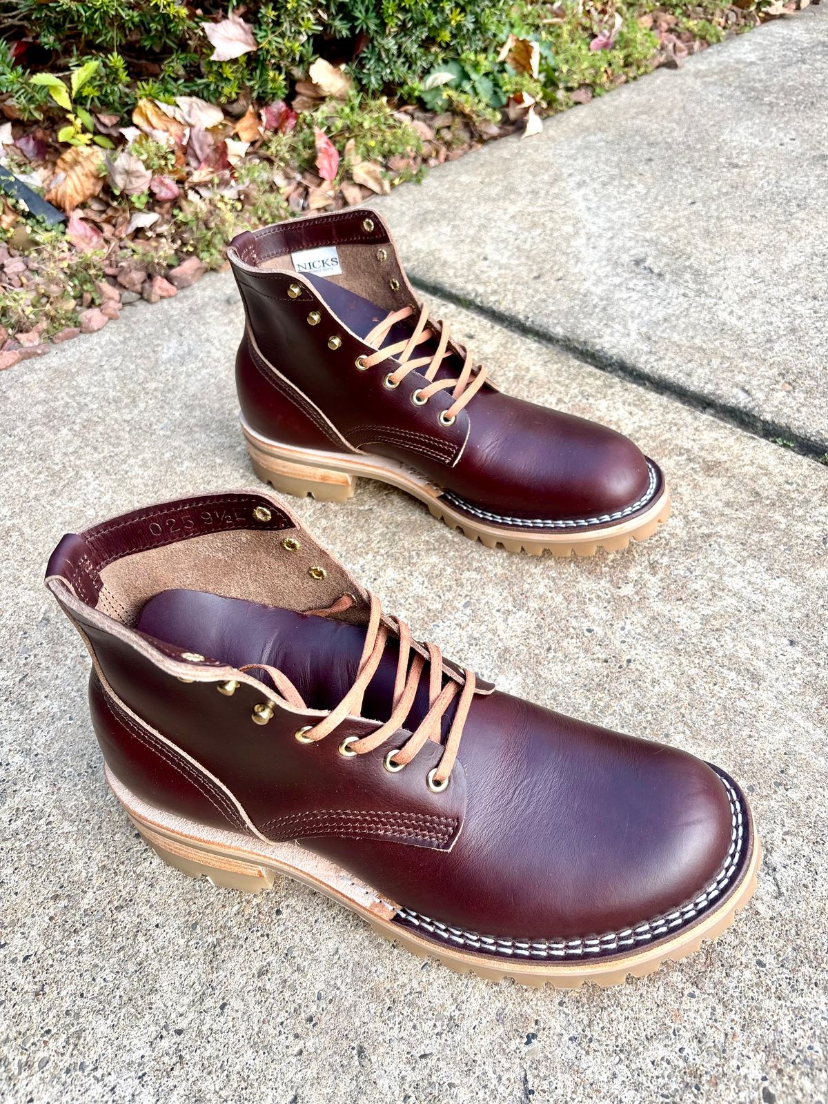 Photo by Sober_And_Faded on November 6, 2025 of the Nicks Ivan in Shackleton Brown.