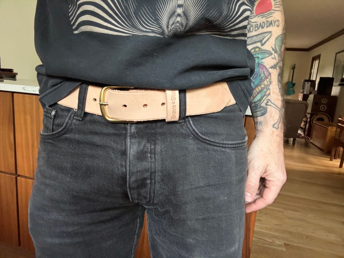 Photo by Sober_And_Faded on June 2, 2025 of the Brave Star Raw Leather Belt - 3 Month Update in Unknown Natural Veg Tan.