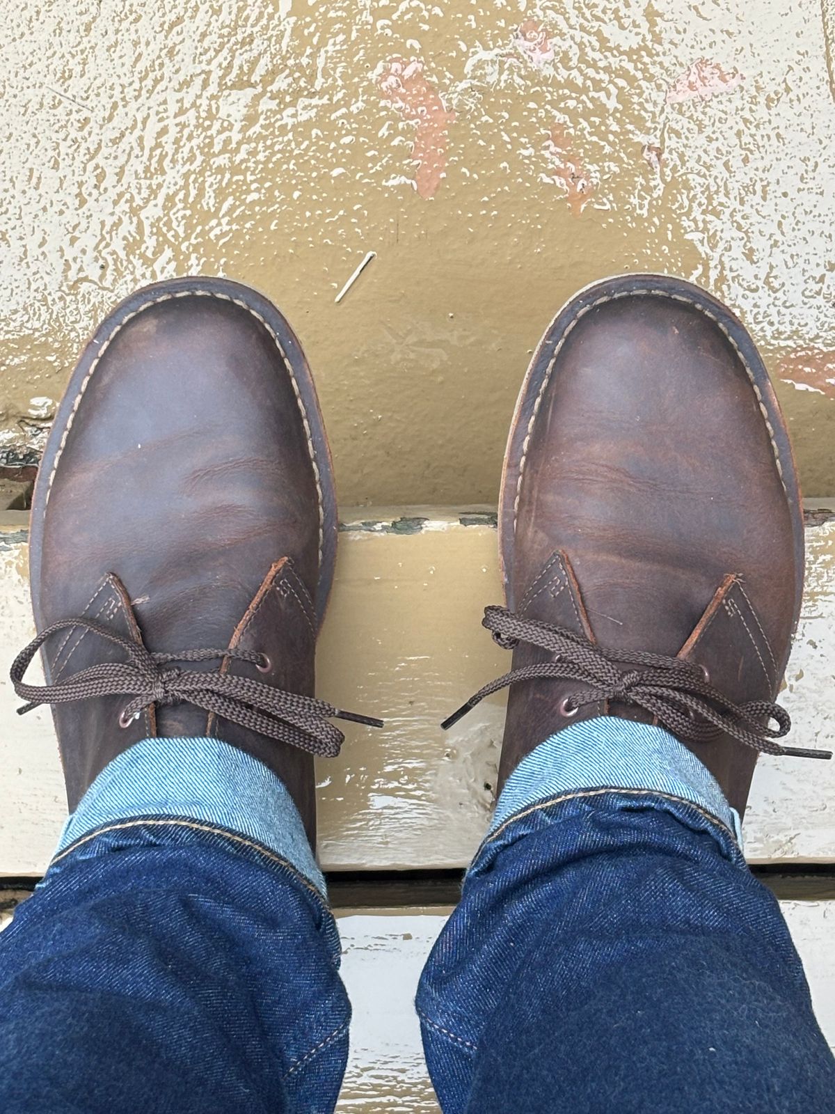 Photo by Sober_And_Faded on August 19, 2025 of the Clarks Bushacre 3 in Dark Brown Beeswax.