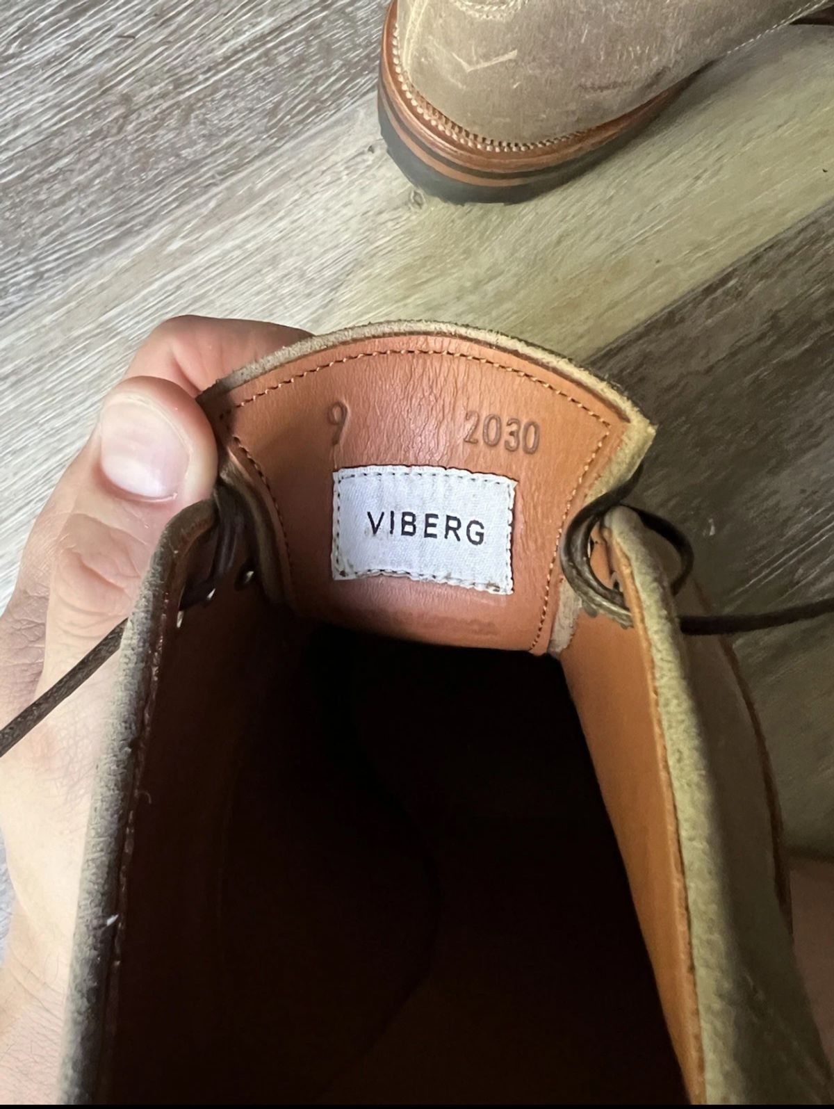 Photo by natanjp on August 27, 2025 of the Viberg Rockland Blucher in C.F Stead Mojave Waxy Commander.