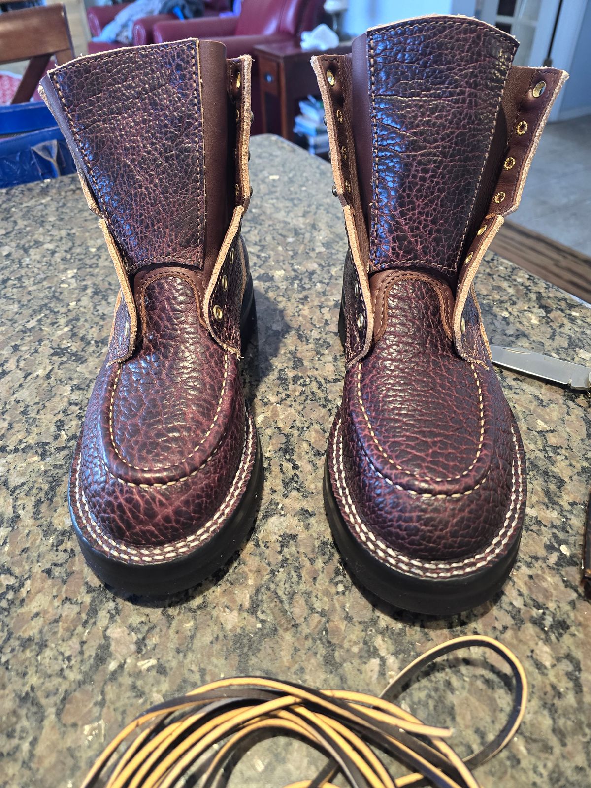 Photo by gtealcr on March 14, 2026 of the Nicks Wood Butcher in Horween Yellowstone #8.