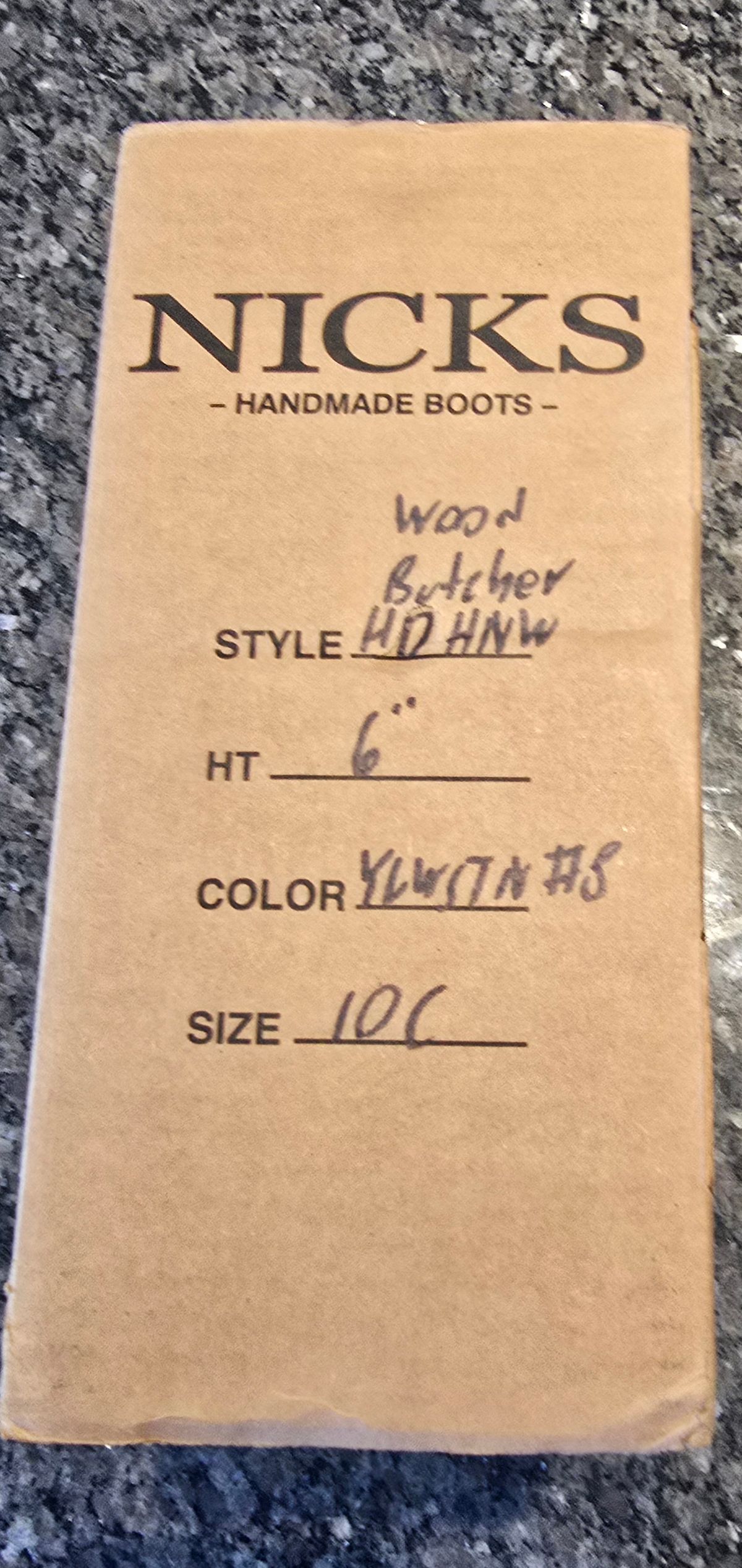 Photo by gtealcr on March 14, 2026 of the Nicks Wood Butcher in Horween Yellowstone #8.