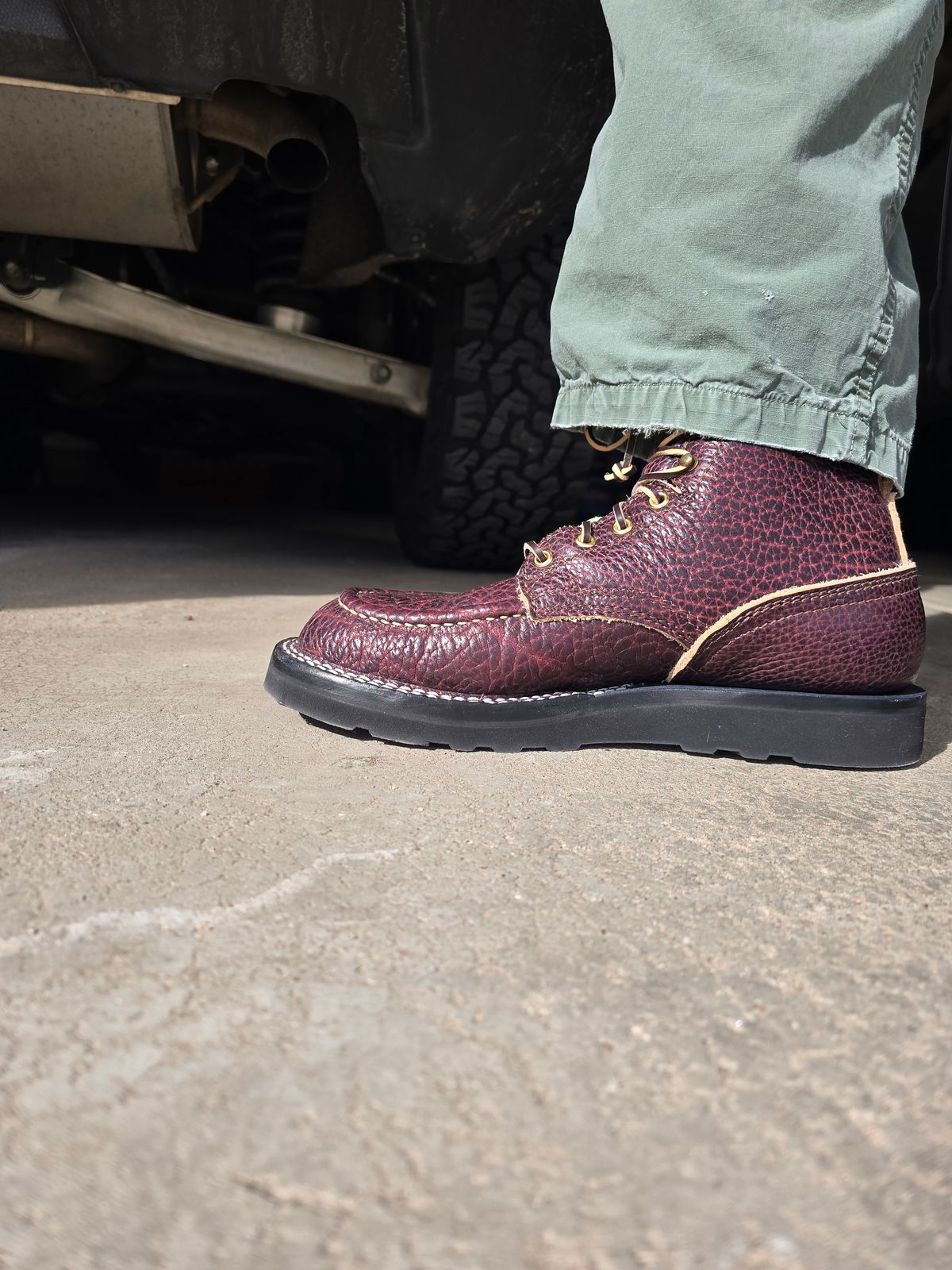 Photo by gtealcr on March 14, 2026 of the Nicks Wood Butcher in Horween Yellowstone #8.