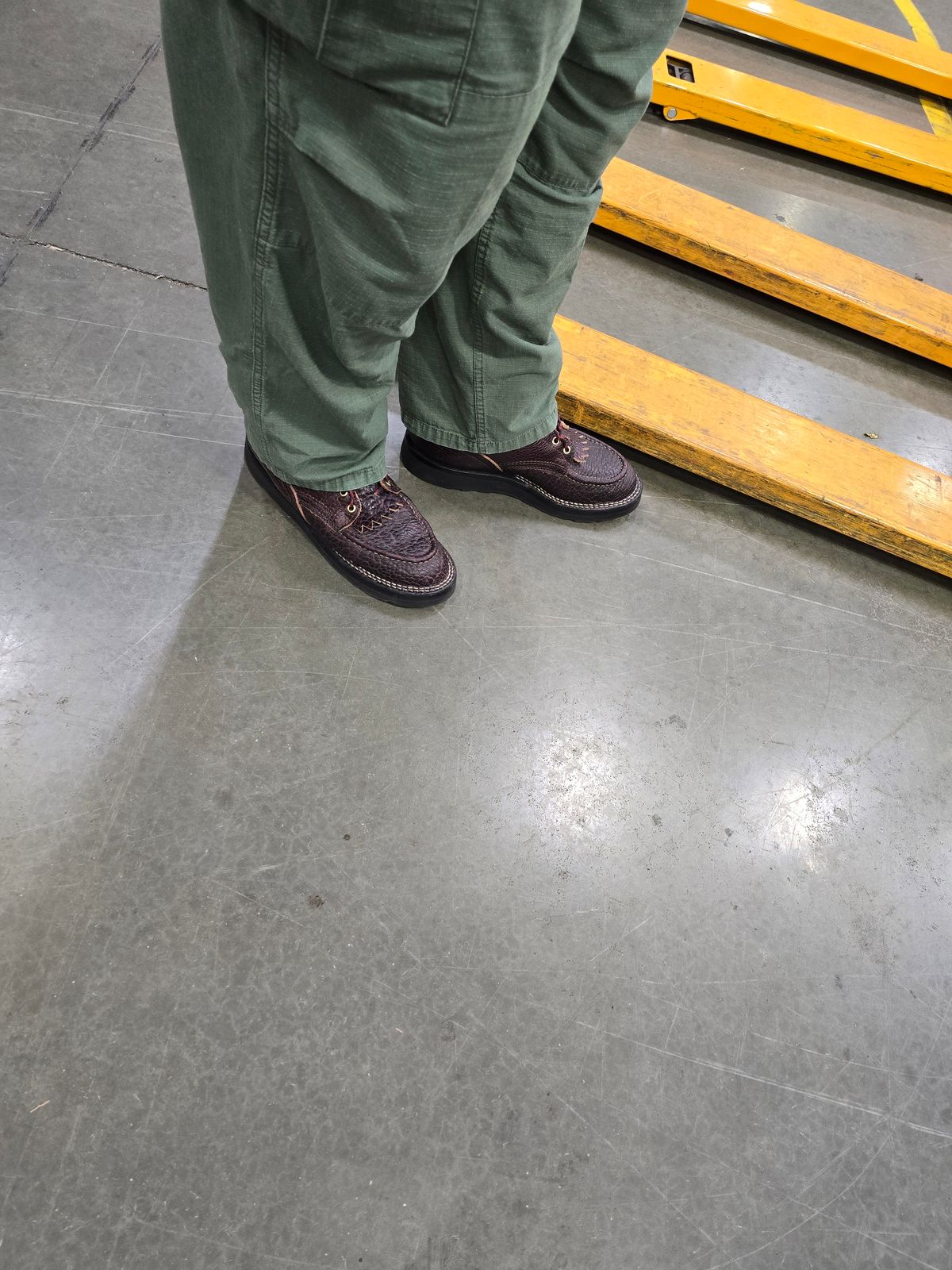 Photo by gtealcr on April 18, 2026 of the Nicks Wood Butcher in Horween Yellowstone #8.