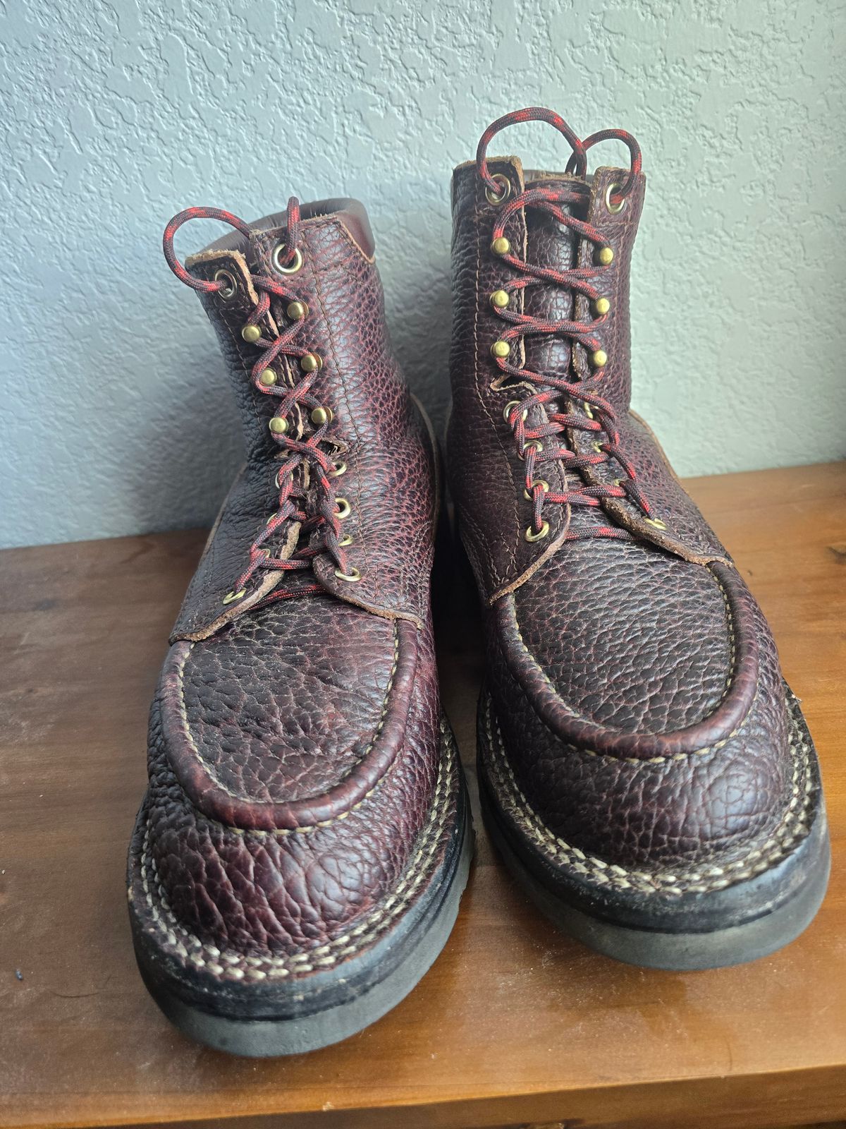 Photo by gtealcr on June 8, 2026 of the Nicks Wood Butcher in Horween Yellowstone #8.