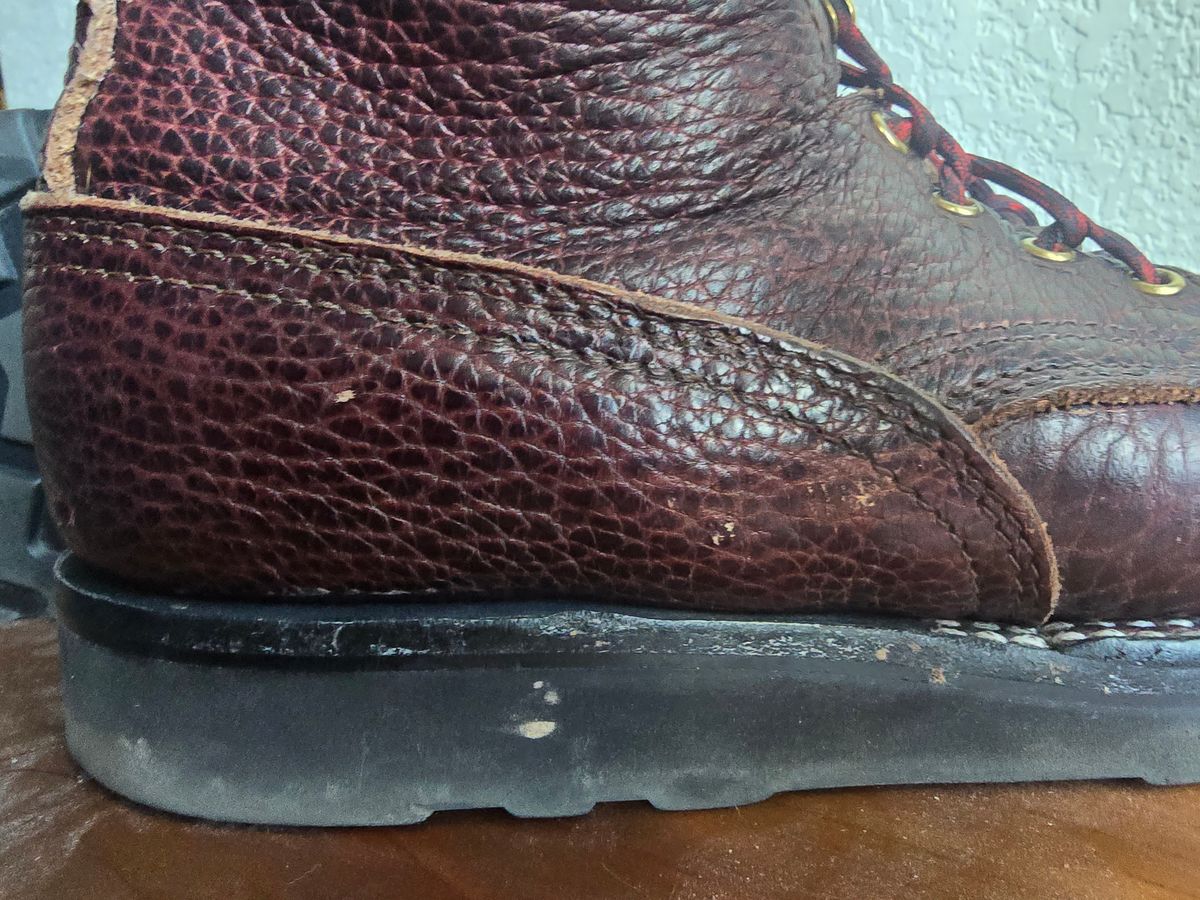 Photo by gtealcr on June 8, 2026 of the Nicks Wood Butcher in Horween Yellowstone #8.