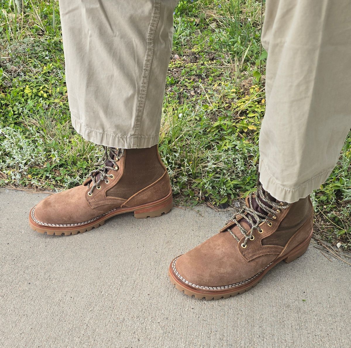 Photo by gtealcr on May 22, 2026 of the Nicks X Heat Straps Upperducker in Nicks Seidel 64 Tan Roughout & Heatstraps Cotton Canvas.